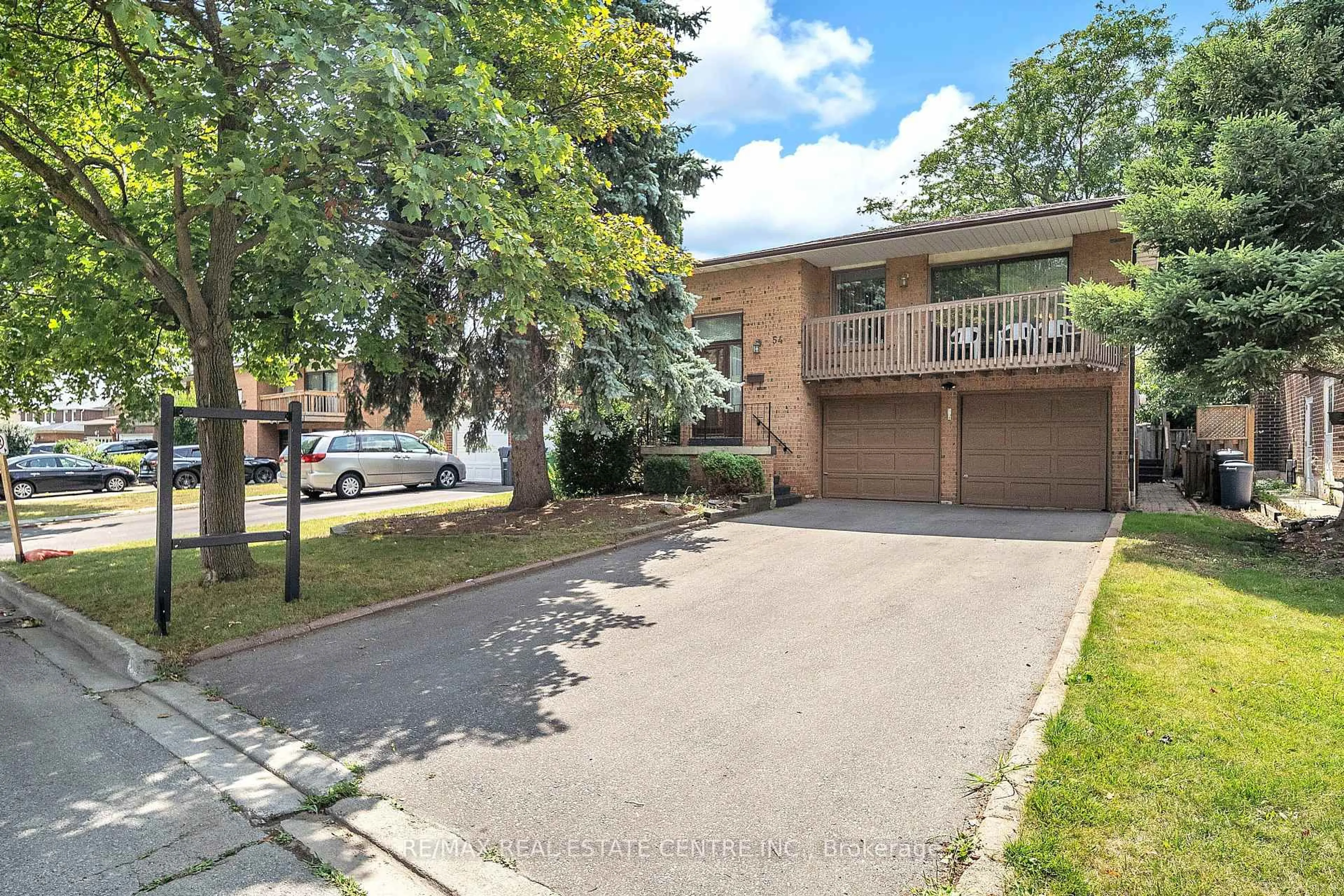 Unknown for 54 Braidwood Lake Rd, Brampton Ontario L6Z 1X6