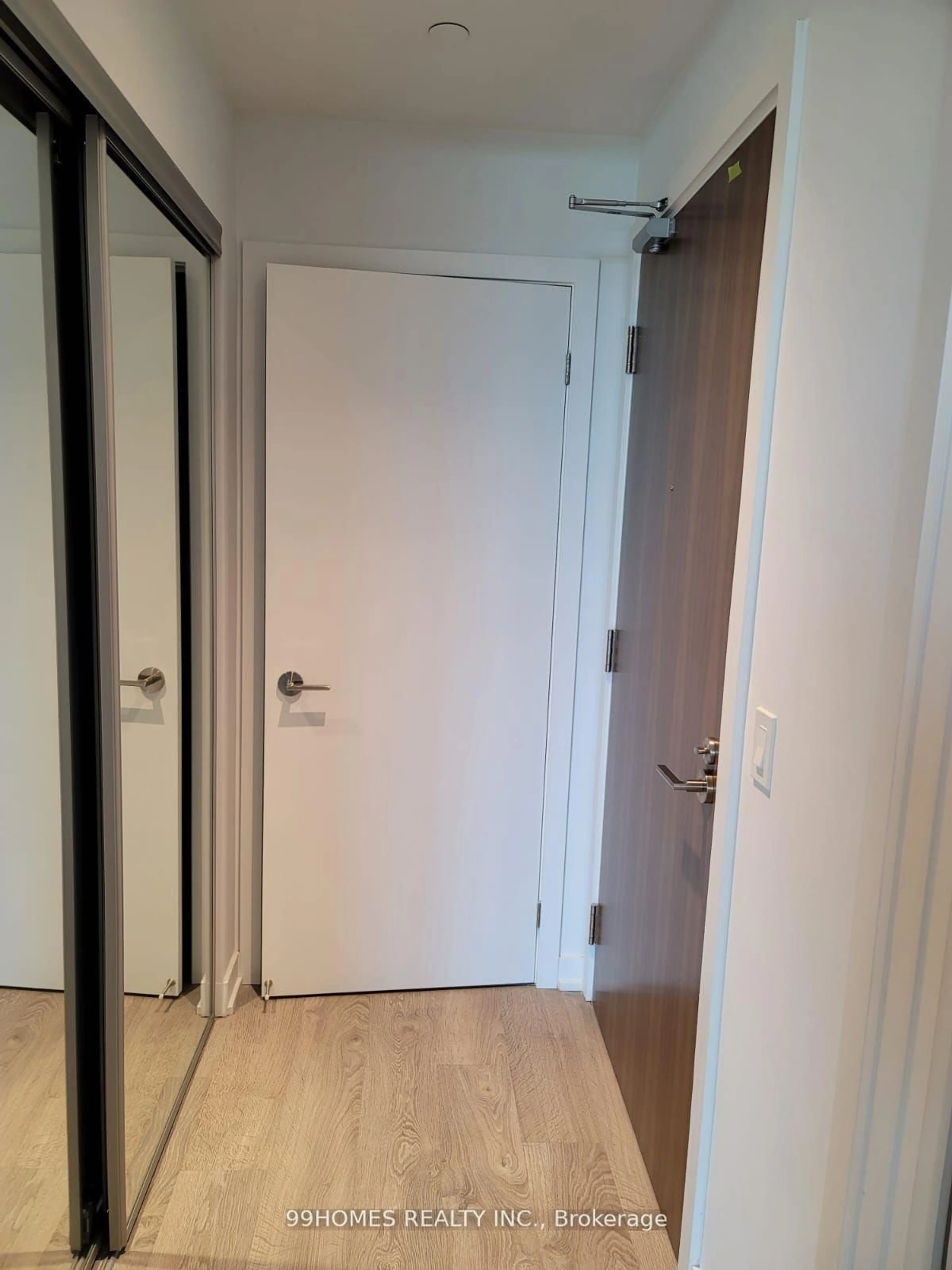 Unknown for 1926 Lakeshore Blvd #1216, Toronto Ontario M6S 0B1