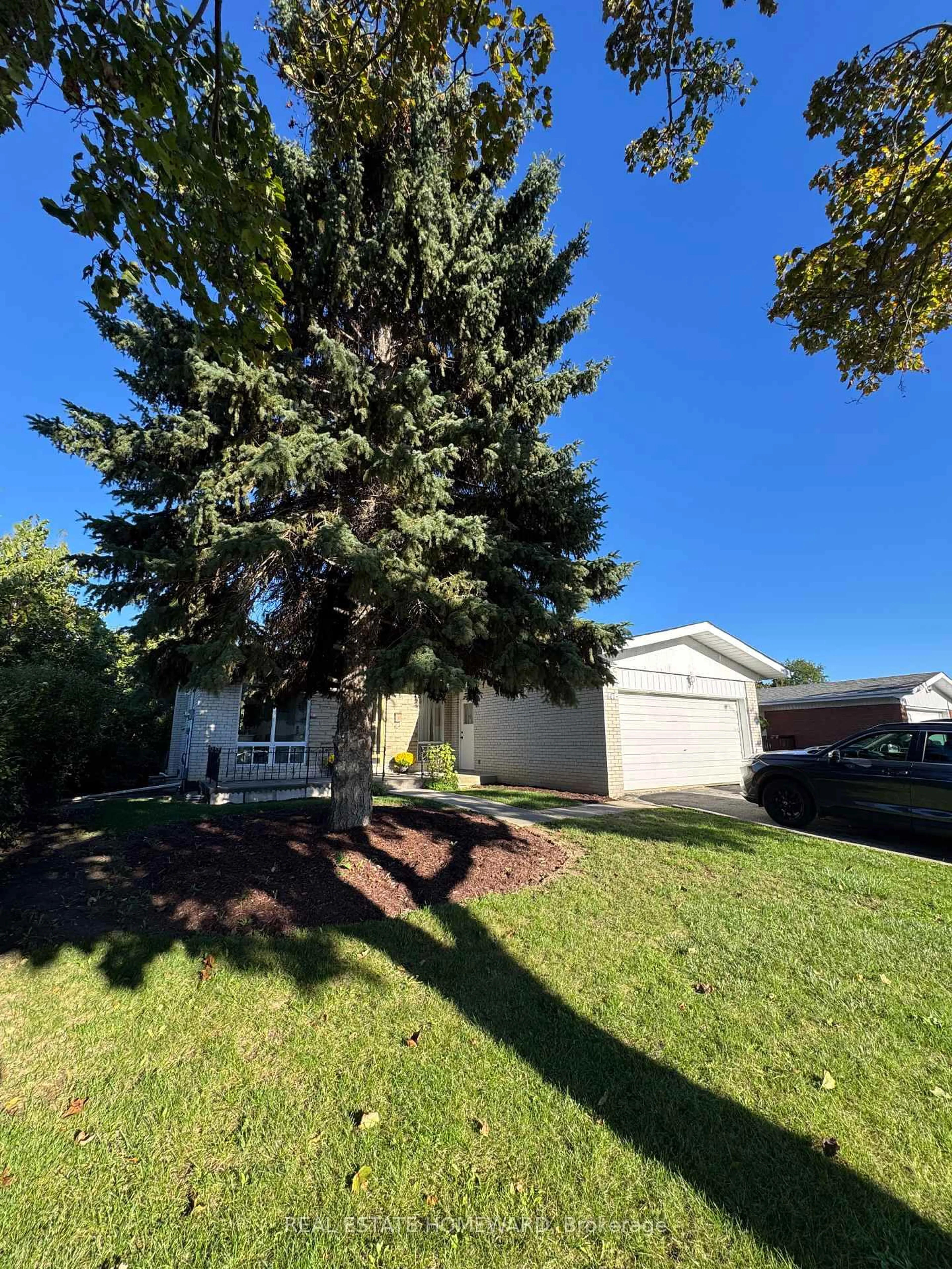 Home with vinyl exterior material, street for 17 Collingdale Rd, Toronto Ontario M9V 3R2