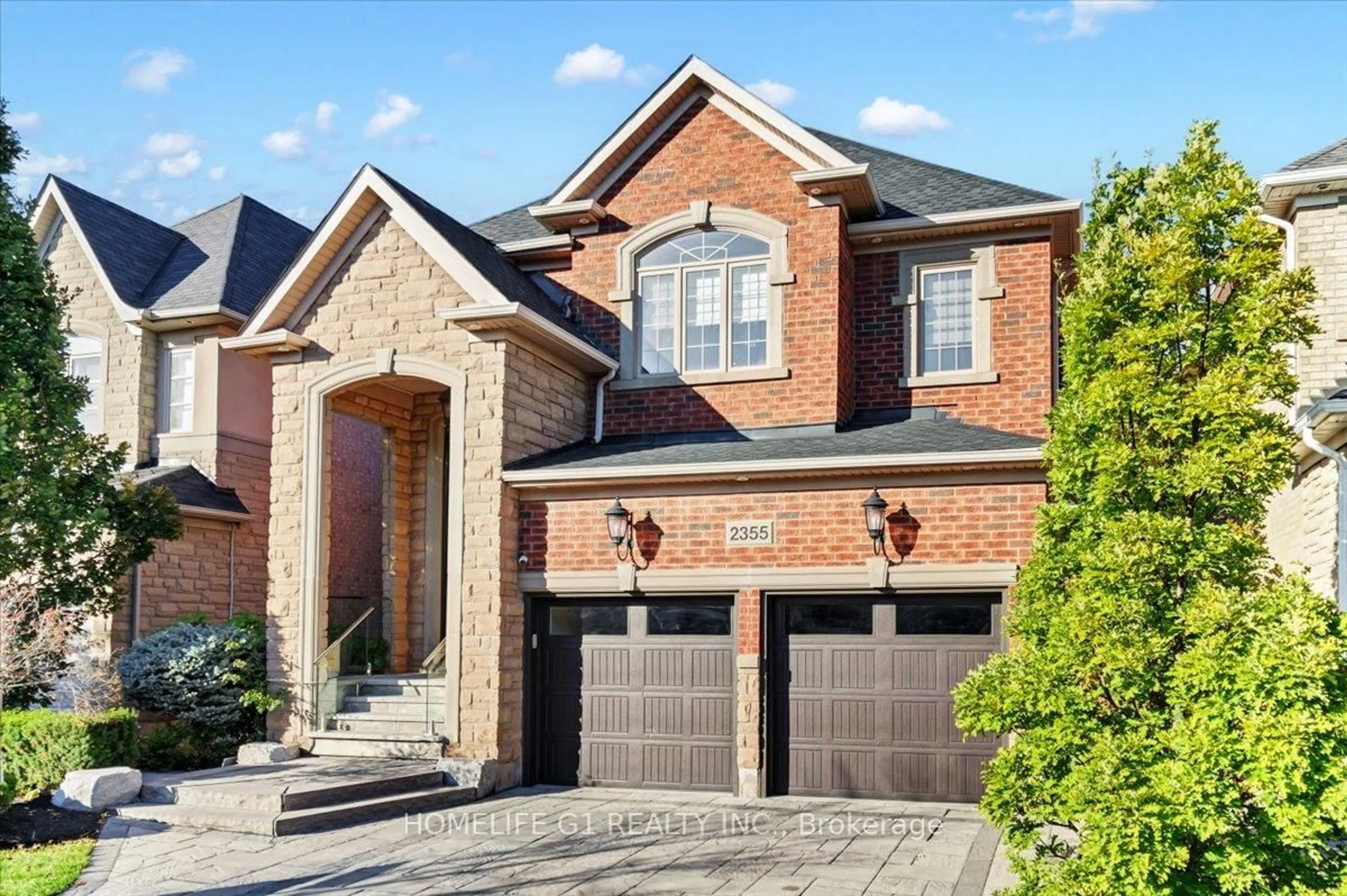 Home with brick exterior material, street for 2355 North Ridge Tr, Oakville Ontario L6H 0A8