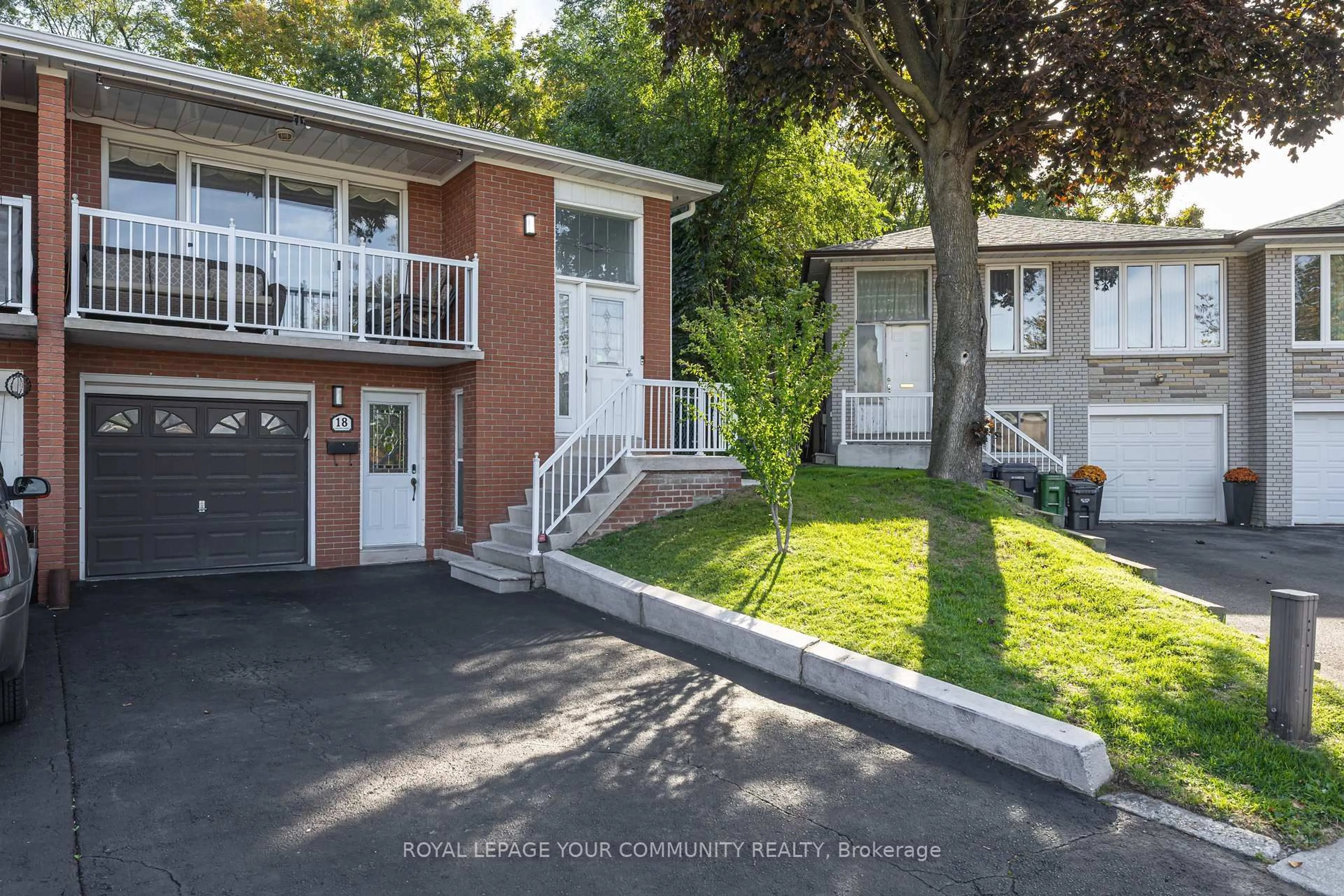 Unknown for 18 Loomis Crt, Toronto Ontario M3J 1P8