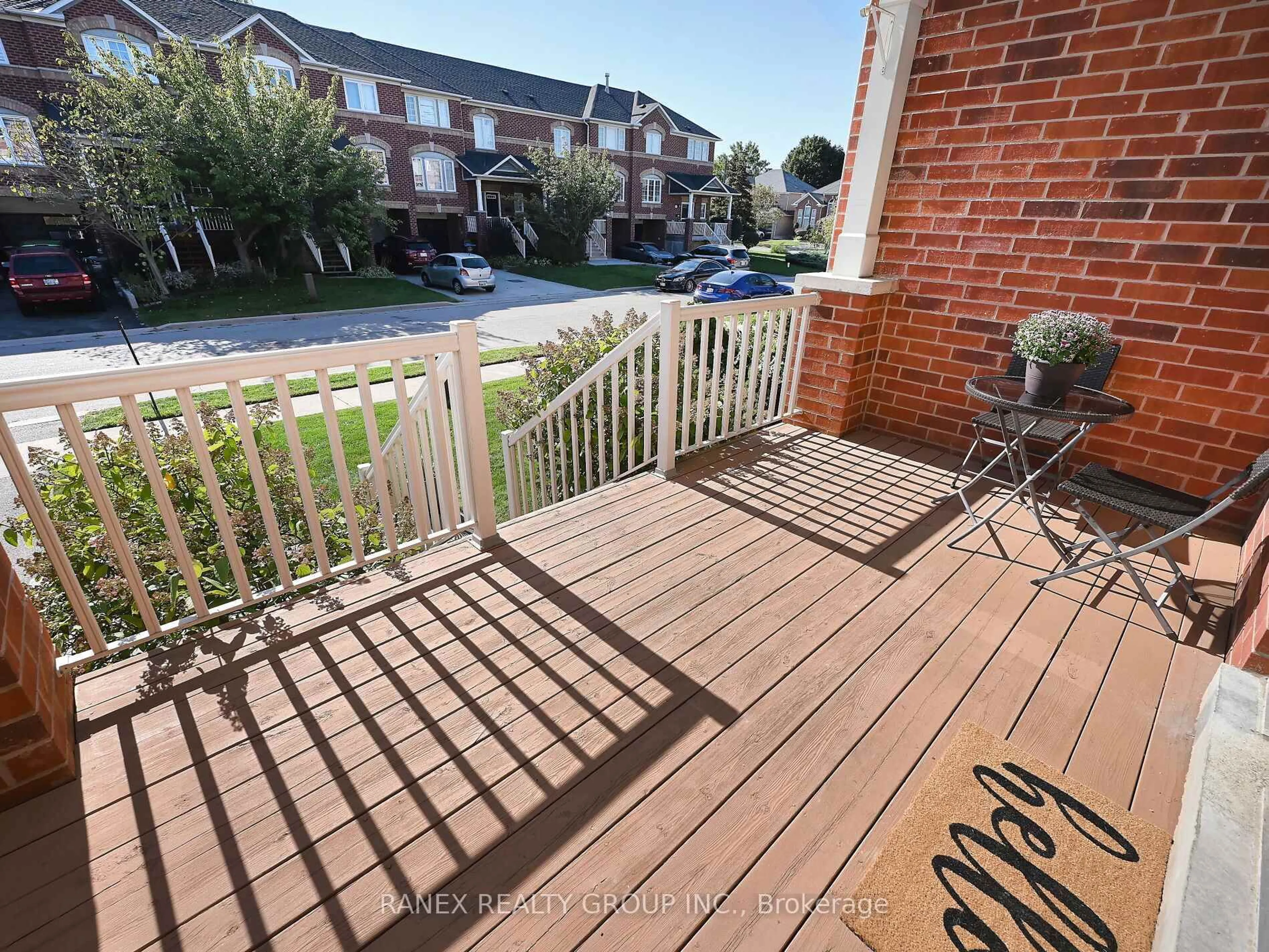 Unknown for 1572 Woodhenge Way, Mississauga Ontario L5N 7S9