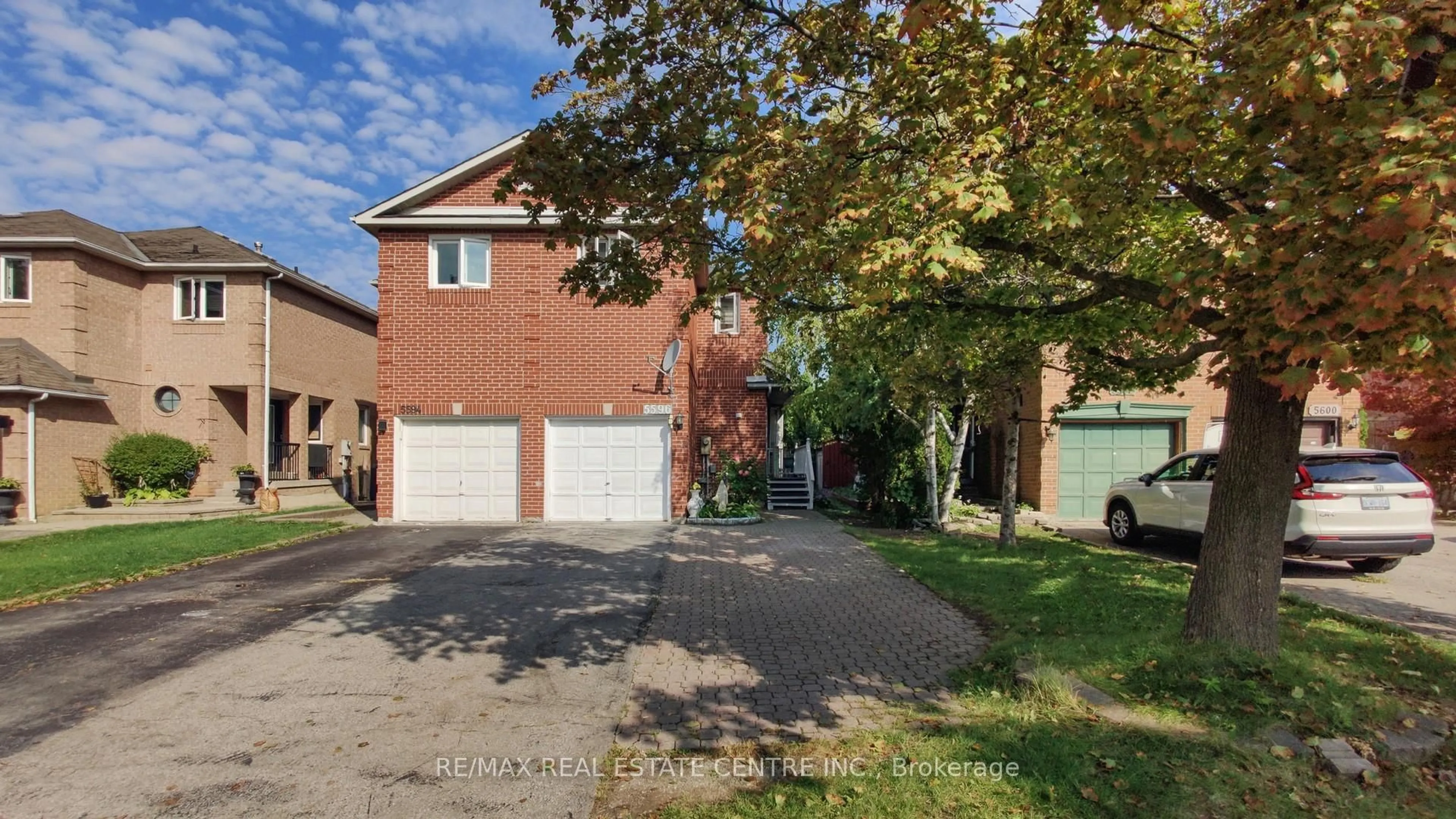 Home with brick exterior material, street for 5596 Whistler Cres, Mississauga Ontario L4Z 3R6