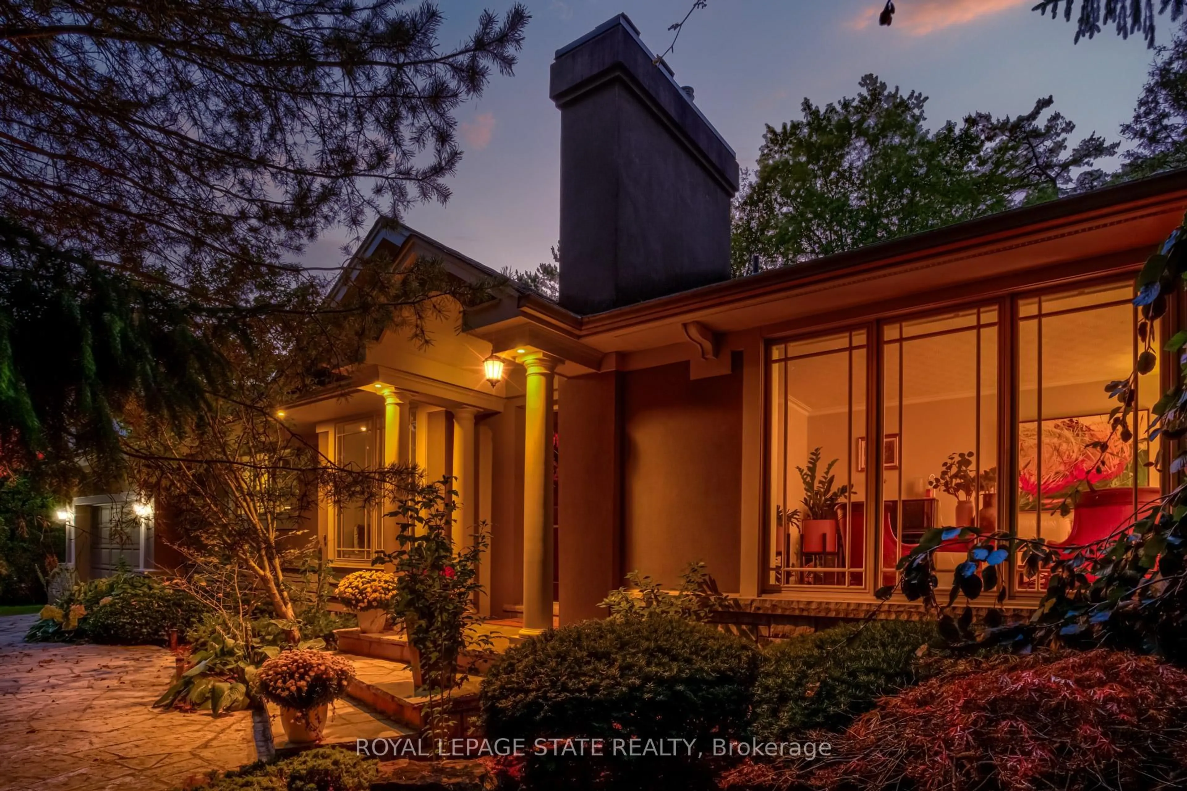 Unknown for 2047 Ardleigh Rd, Oakville Ontario L6J 1V6