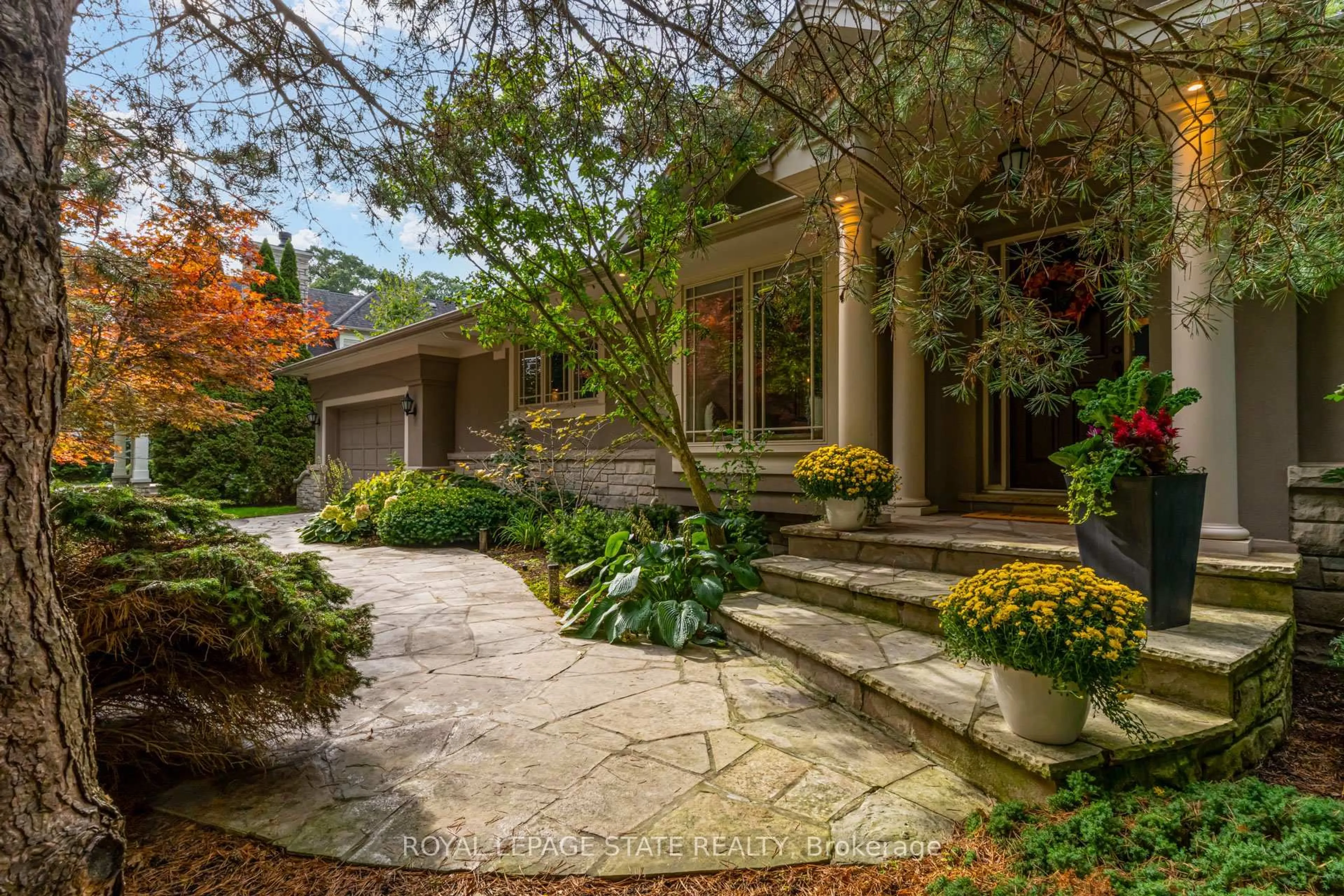 Unknown for 2047 Ardleigh Rd, Oakville Ontario L6J 1V6
