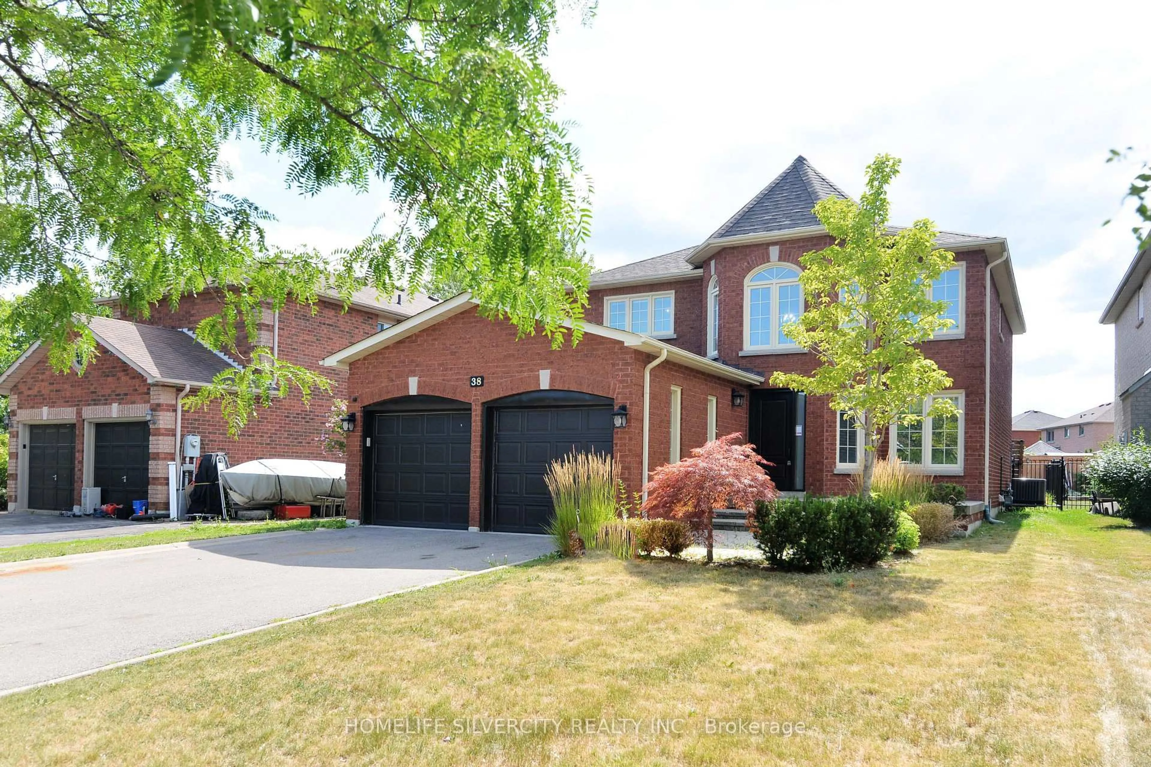 Home with brick exterior material, street for 38 ESPOSITO Dr, Caledon Ontario L7E 1T4