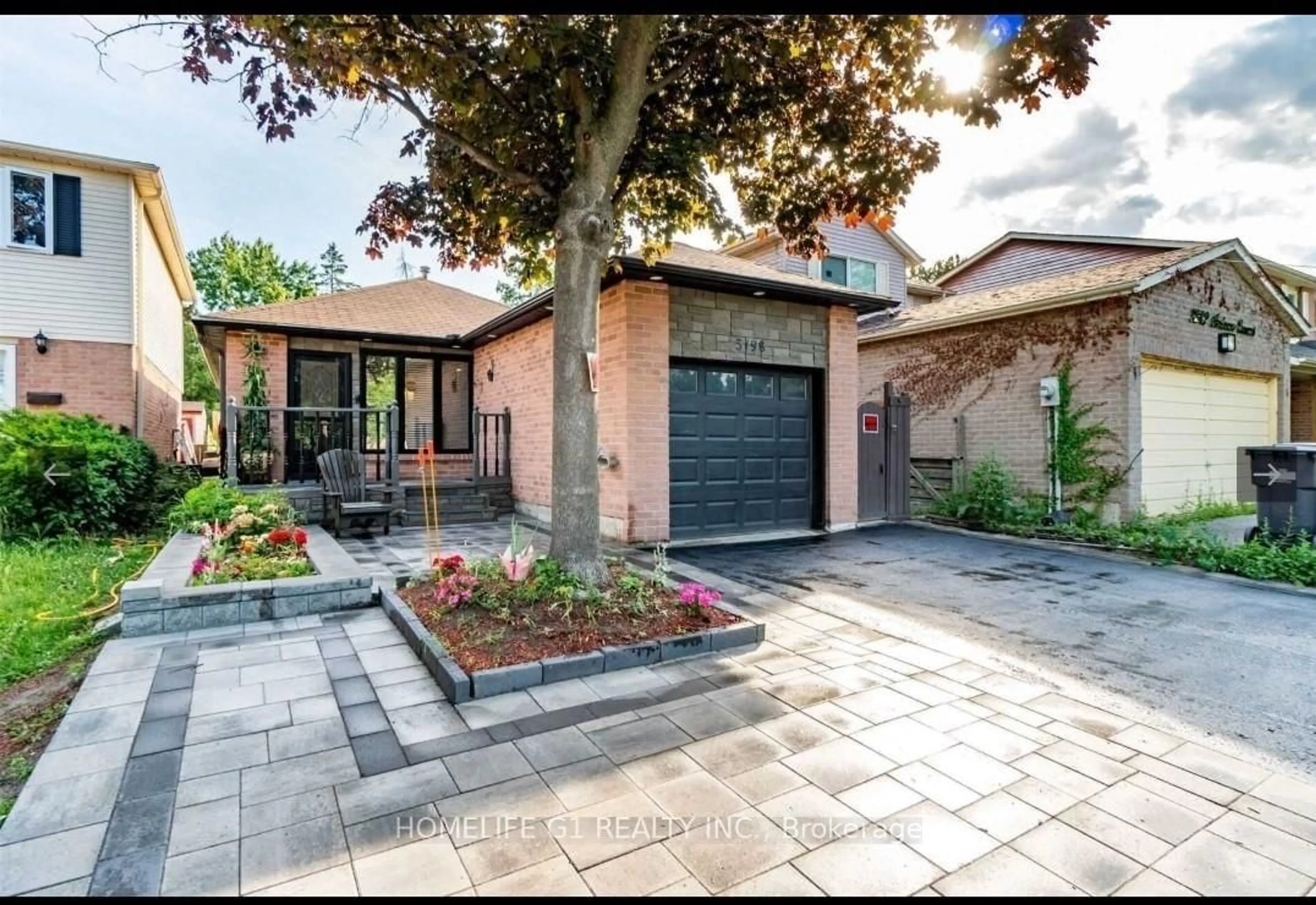 Home with brick exterior material, street for 3198 Anderson Cres, Mississauga Ontario L5N 2Y5