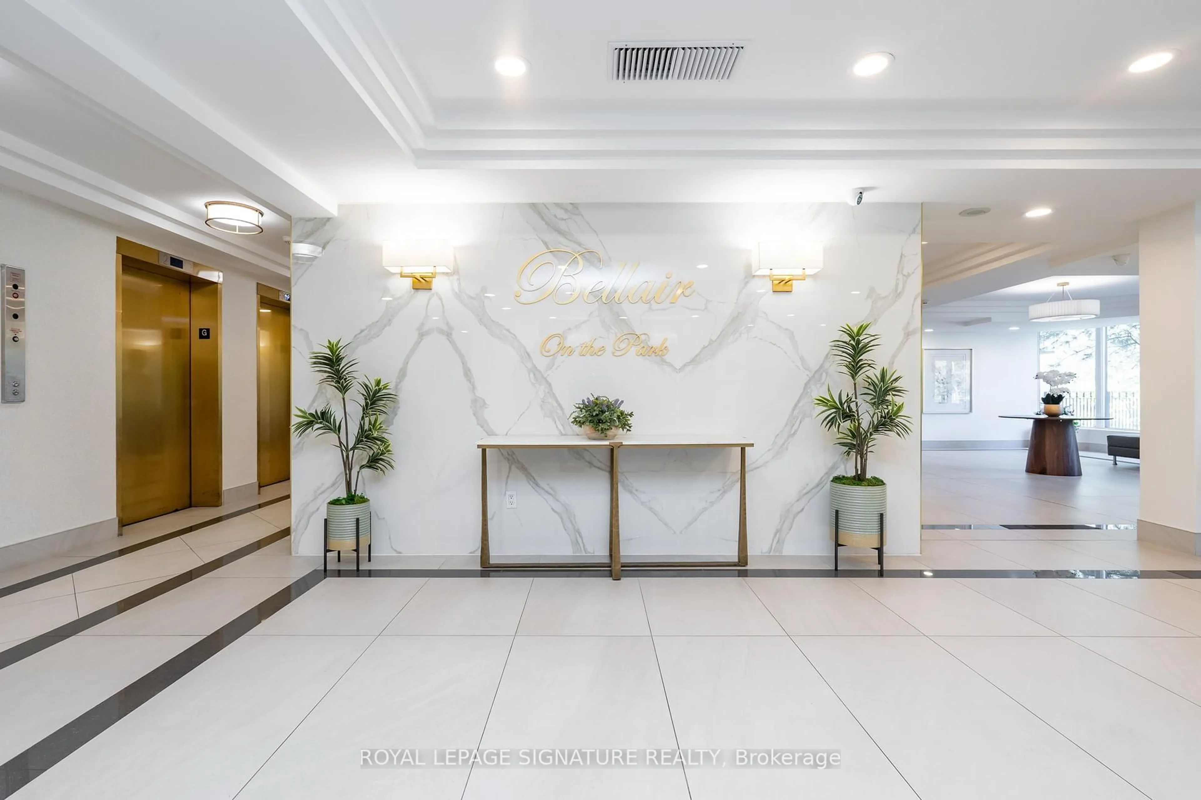 Lobby for 22 Hanover Rd #407, Brampton Ontario L6S 5K7