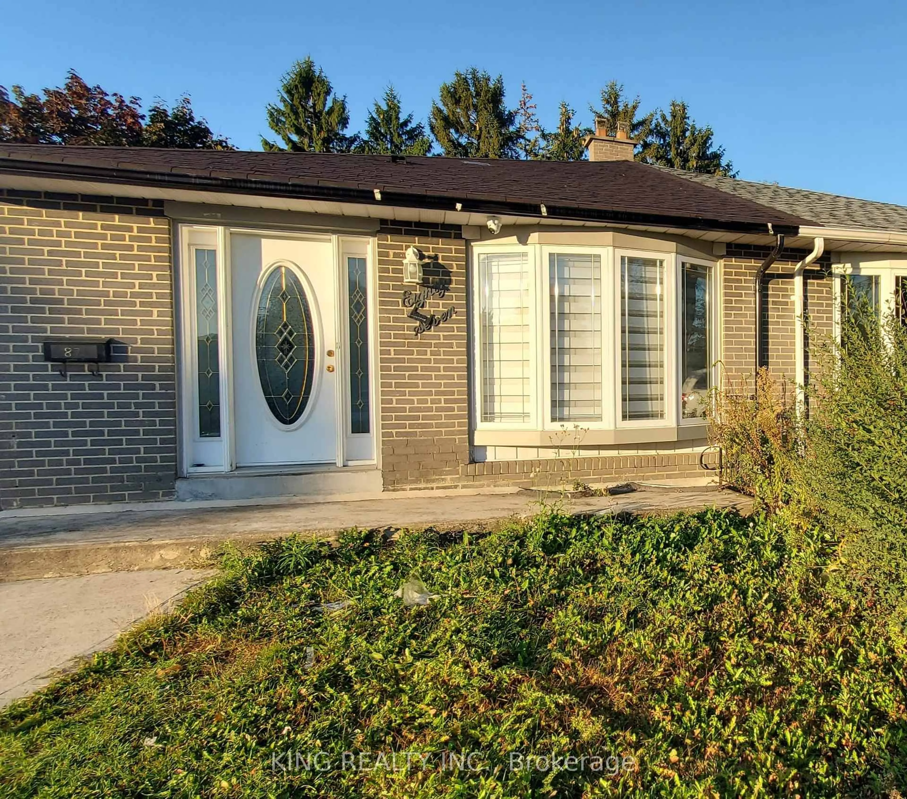 Home with brick exterior material, street for 87 Aloma Cres, Brampton Ontario L6T 2N8