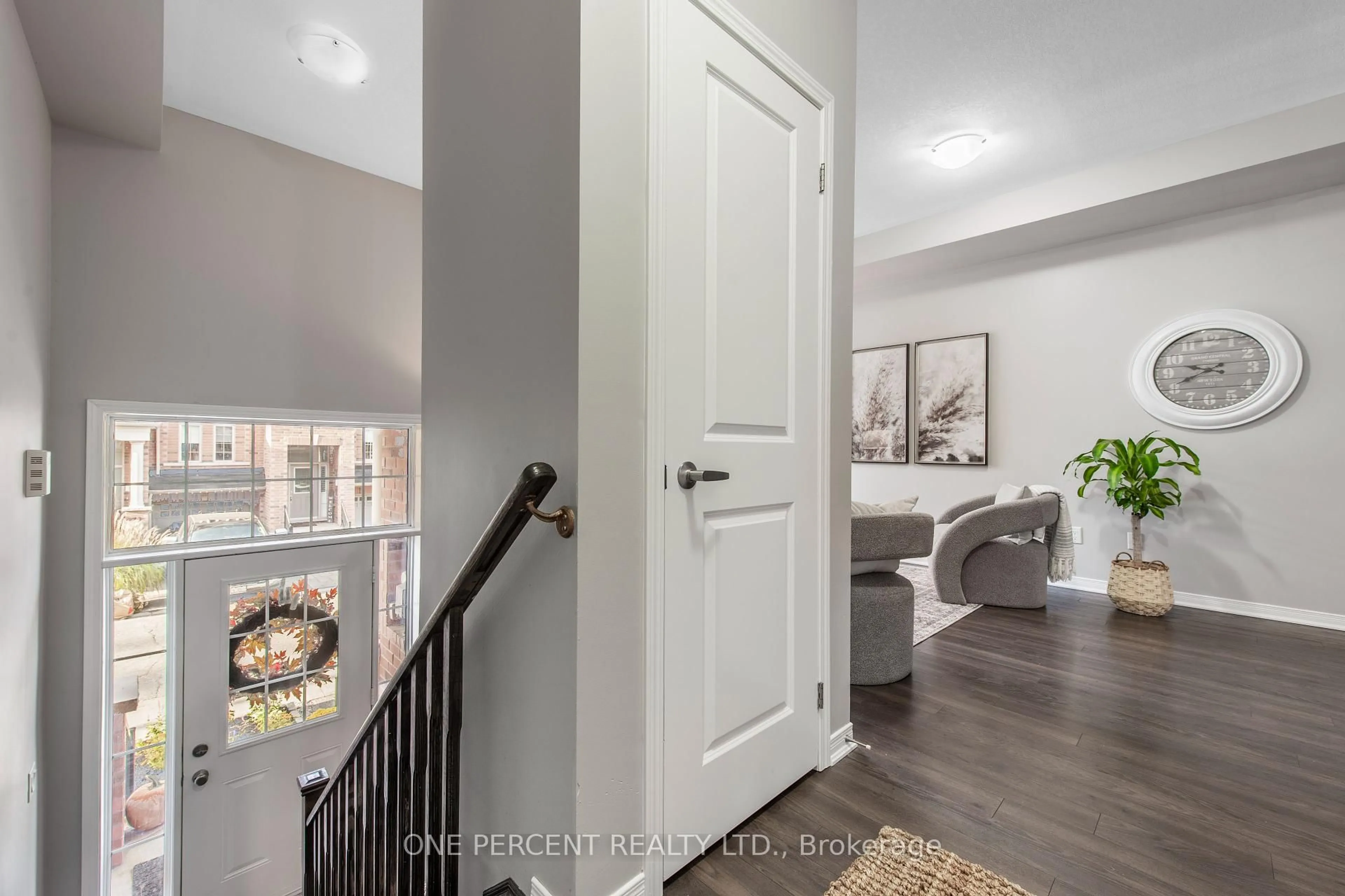 Indoor entryway for 60 First St #24, Orangeville Ontario L9W 2E4