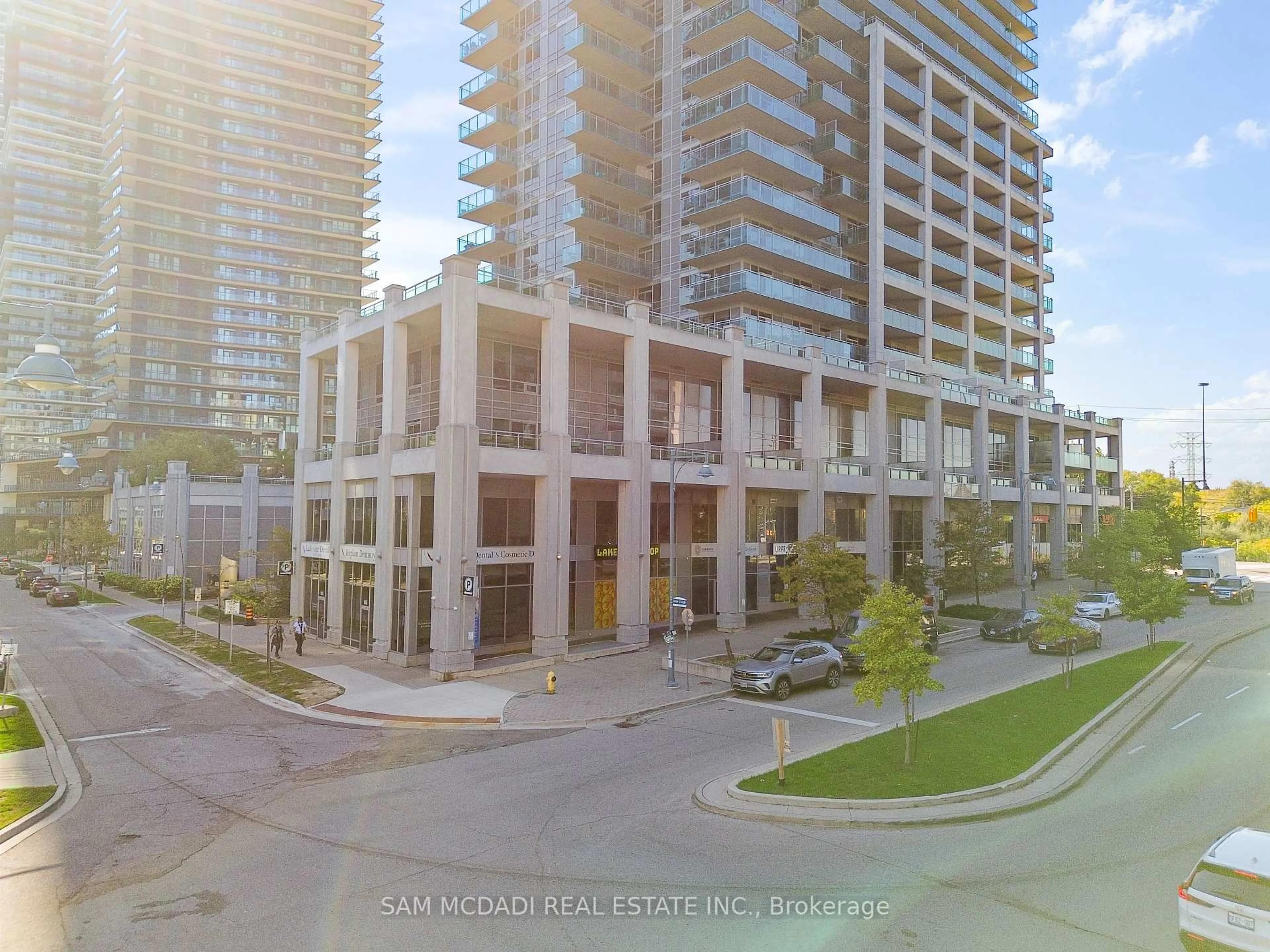 A pic from outside/outdoor area/front of a property/back of a property/a pic from drone, unknown for 16 Brookers Lane #1205, Toronto Ontario M8V 0A5