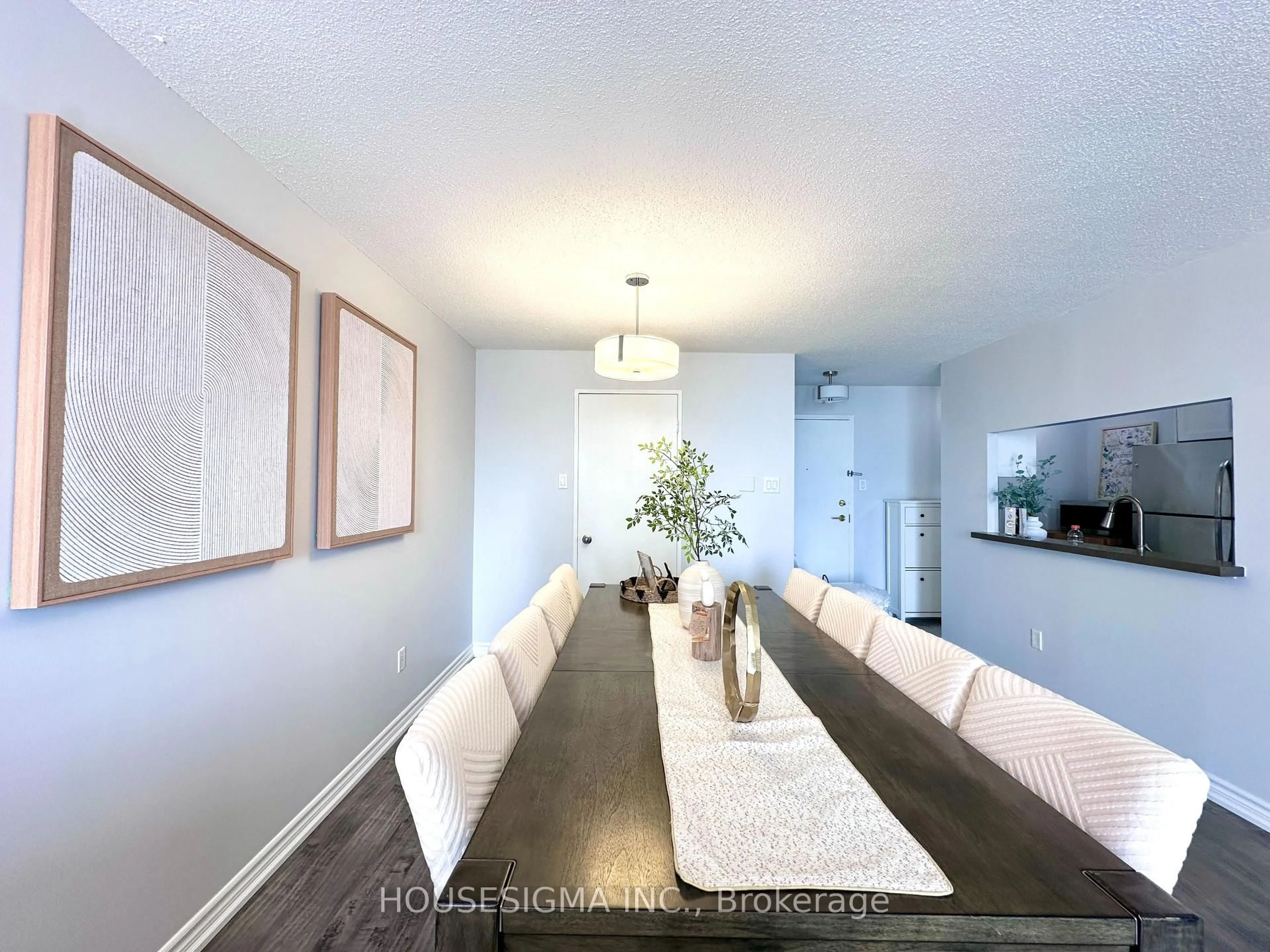 Dining room, unknown for 4205 Shipp Dr #2409, Mississauga Ontario L4Z 2Y9
