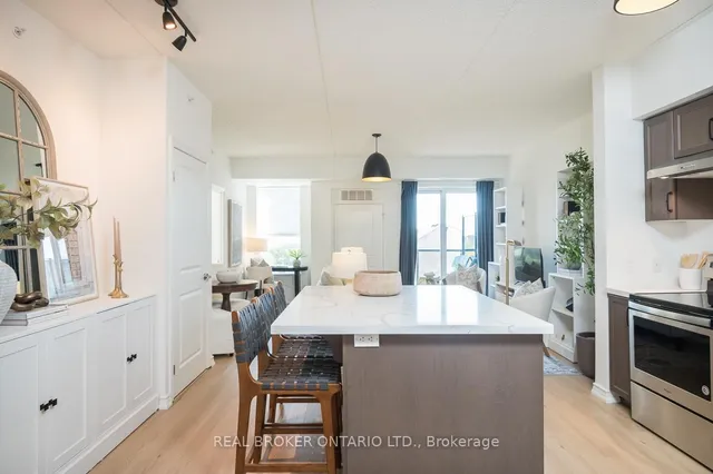 Property image for 650 Sauve St Unit 302
