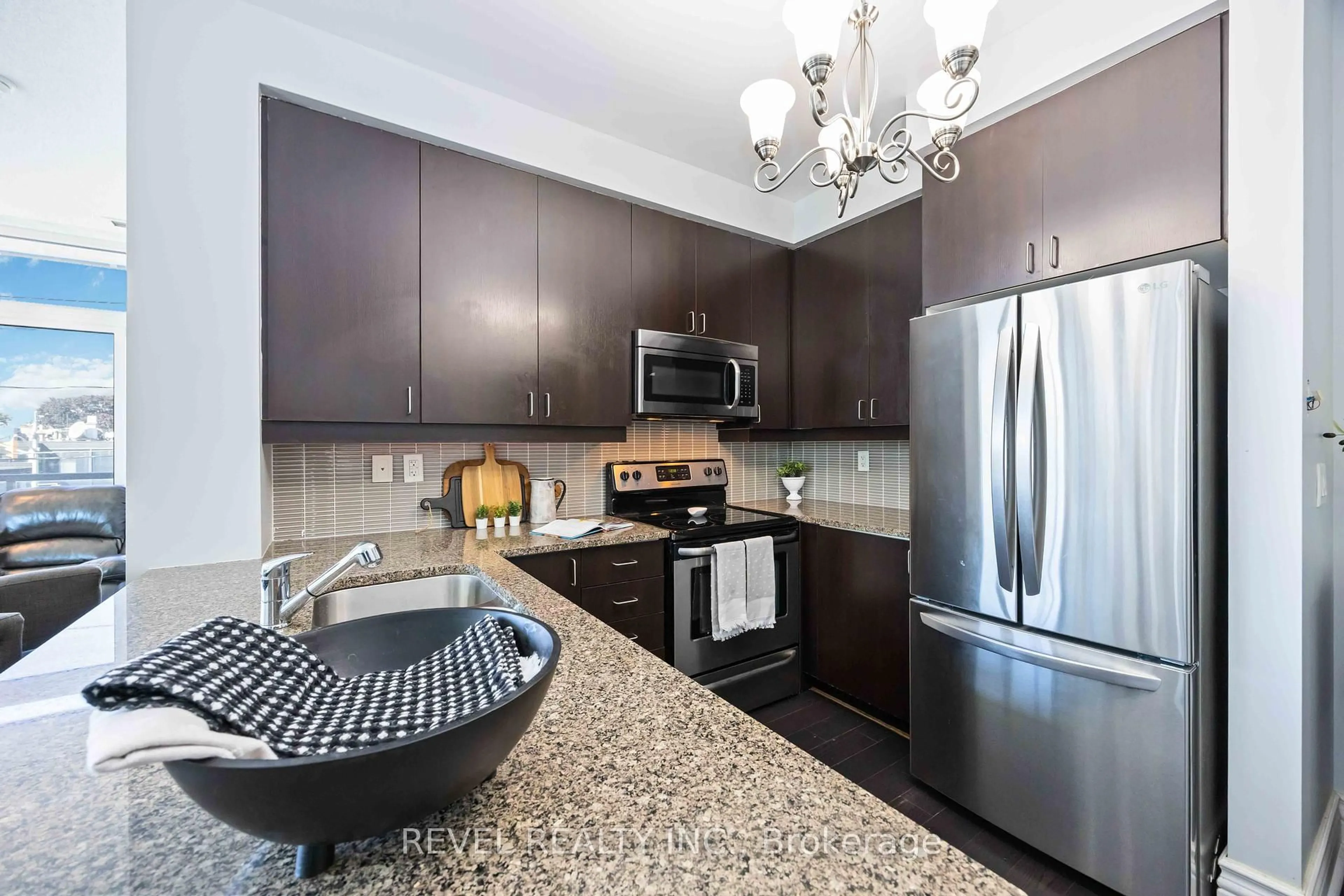 Unknown for 1185 The Queensway #209, Toronto Ontario M8Z 0C6