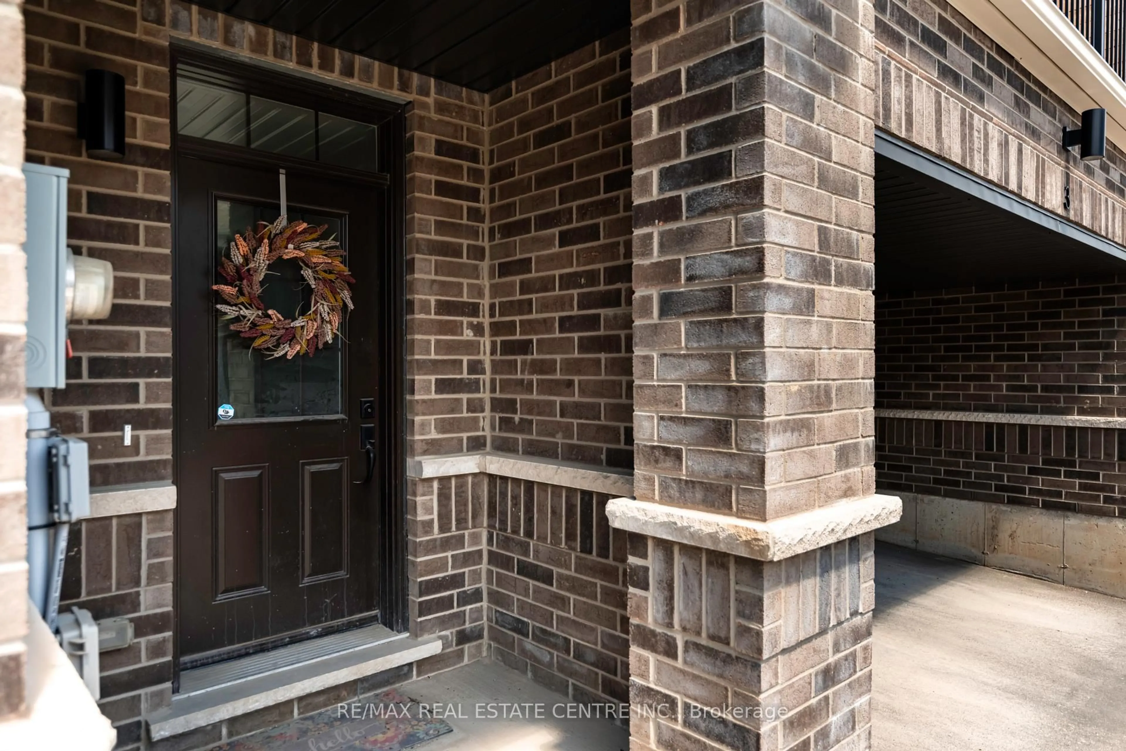 Home with brick exterior material, street for 690 Broadway Ave #3, Orangeville Ontario L9W 5C8