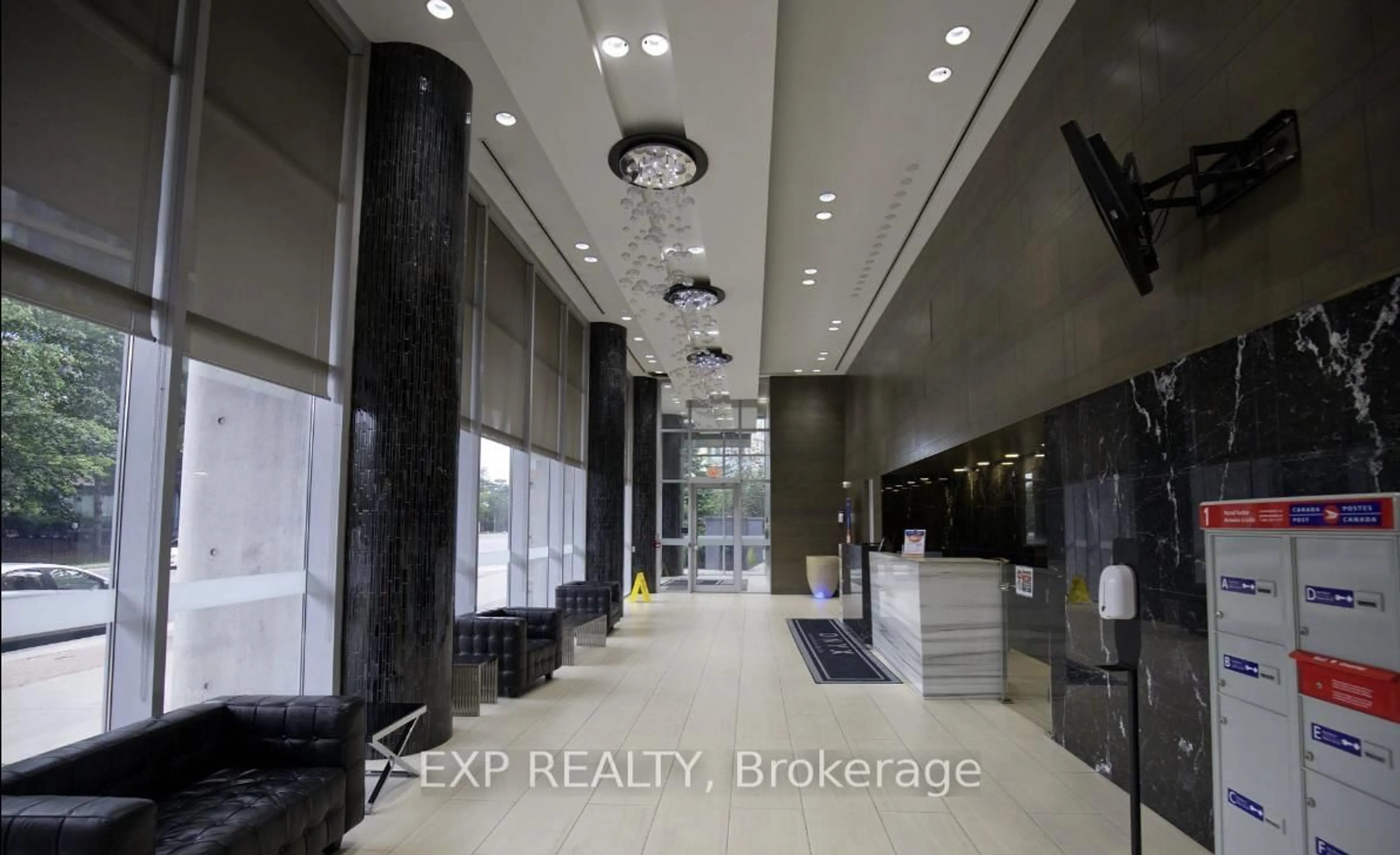 Lobby for 223 Webb Dr #1712, Mississauga Ontario L5B 0E8