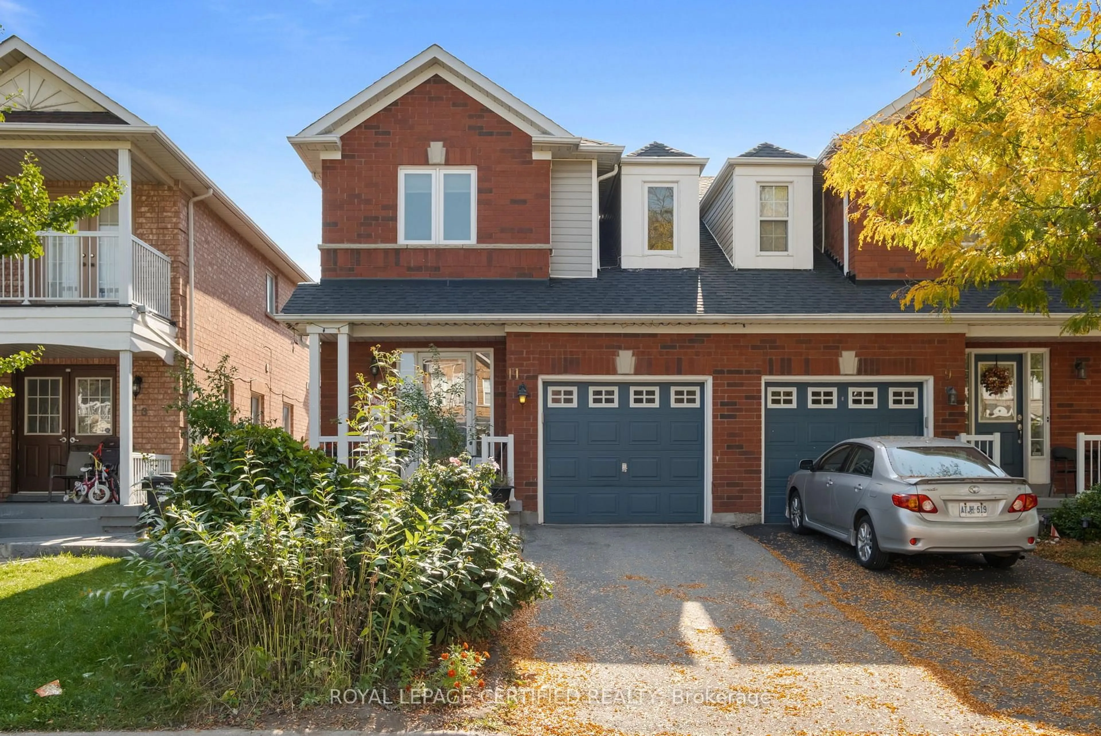 Home with brick exterior material, street for 11 Briarcroft Rd, Brampton Ontario L7A 1X6