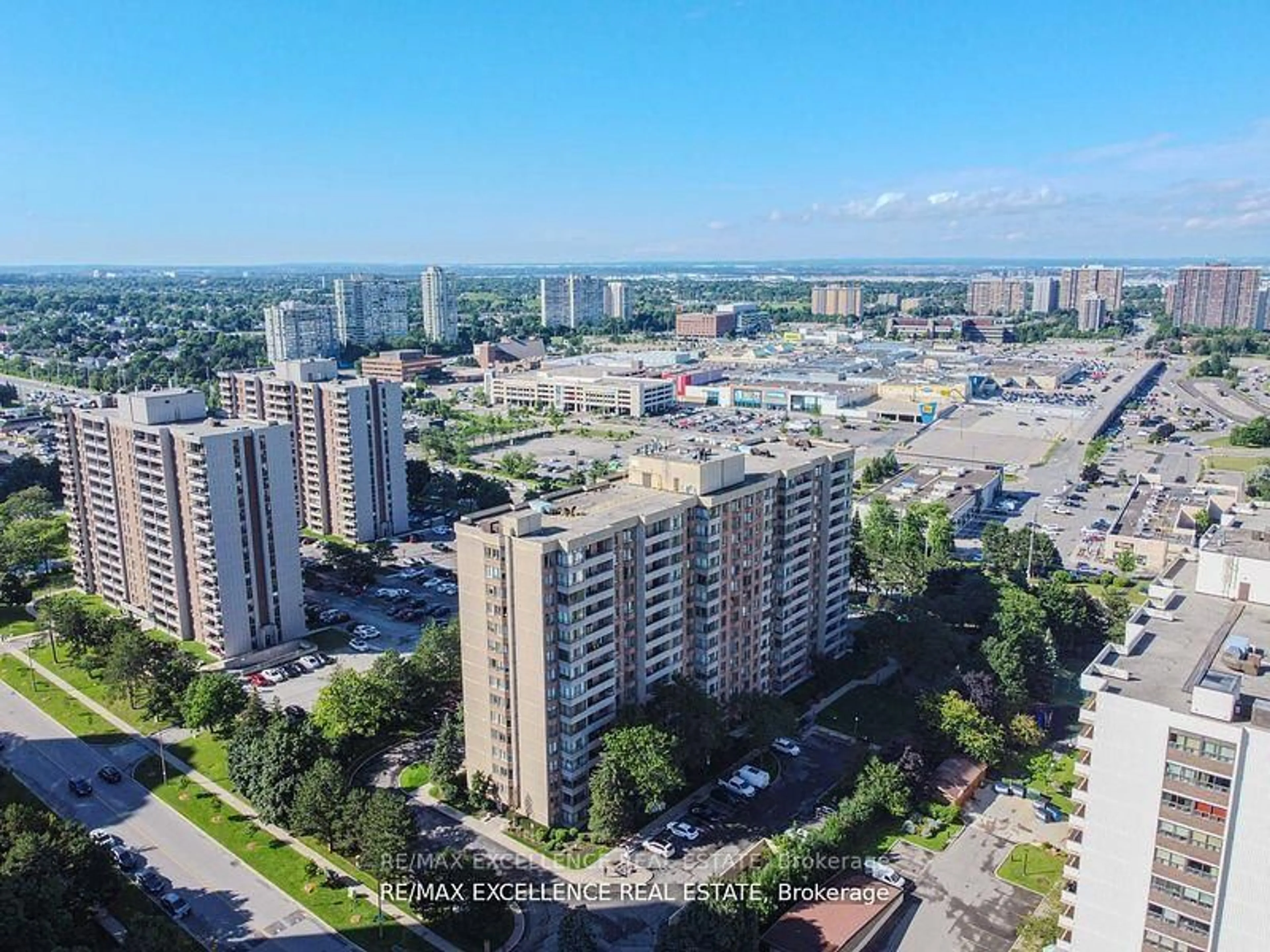 A pic from outside/outdoor area/front of a property/back of a property/a pic from drone, city buildings view from balcony for 5 Lisa St #1002, Brampton Ontario L6T 4T4
