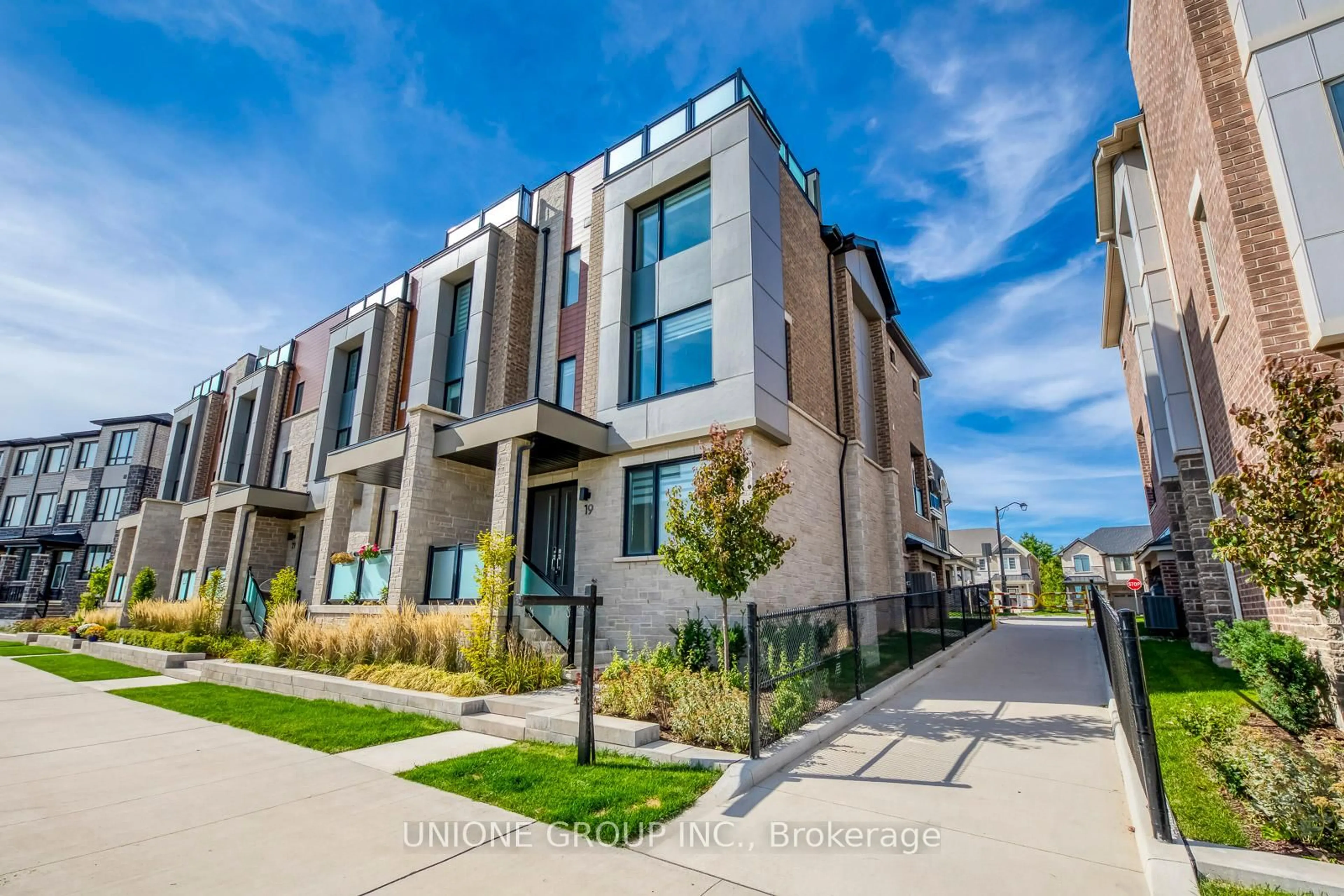 A pic from outside/outdoor area/front of a property/back of a property/a pic from drone, street for 3070 John Mckay Blvd #19, Oakville Ontario L6H 7W4