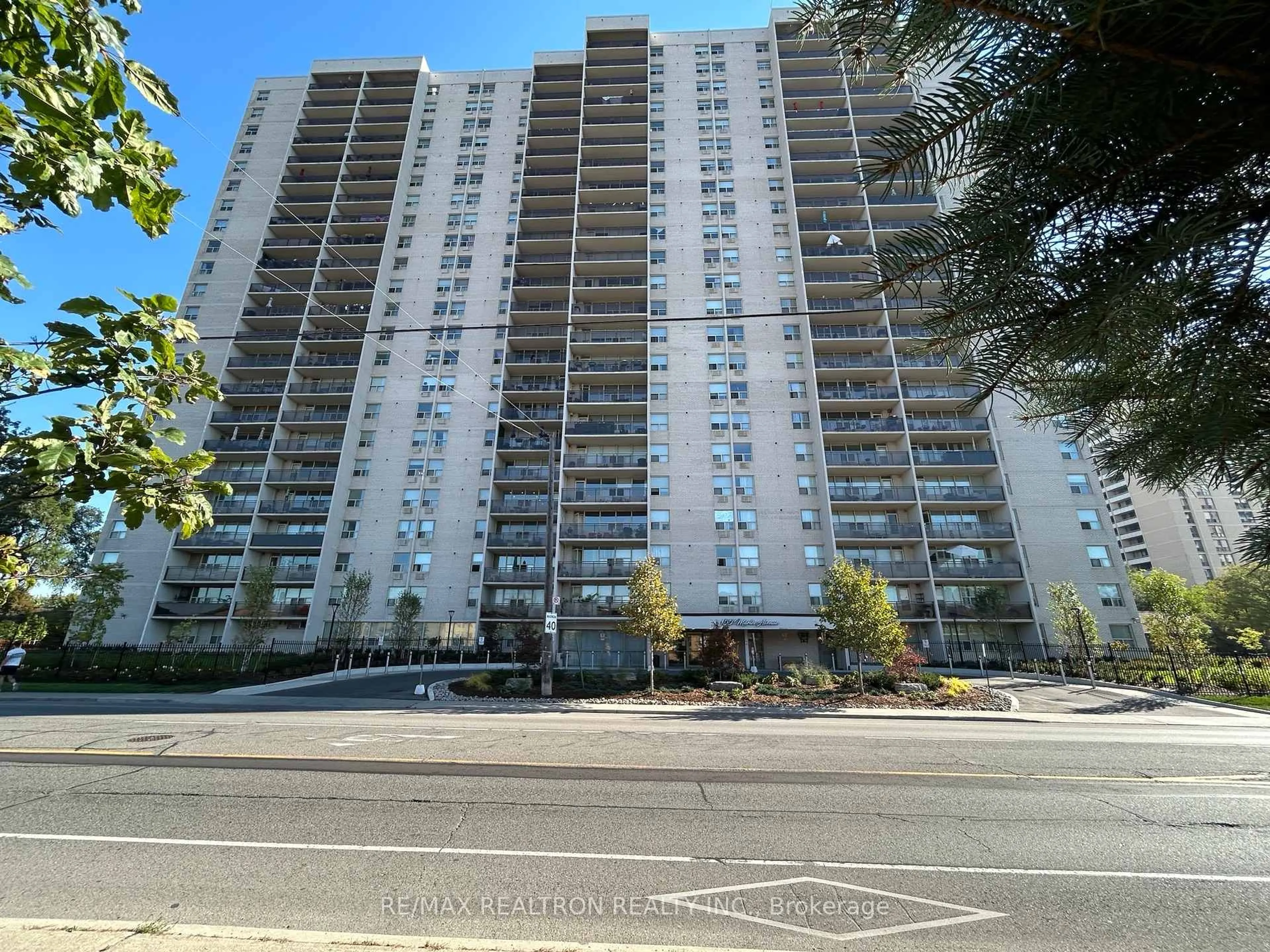 A pic from outside/outdoor area/front of a property/back of a property/a pic from drone, street for 155 Marlee Ave #709, Toronto Ontario M6B 4B5