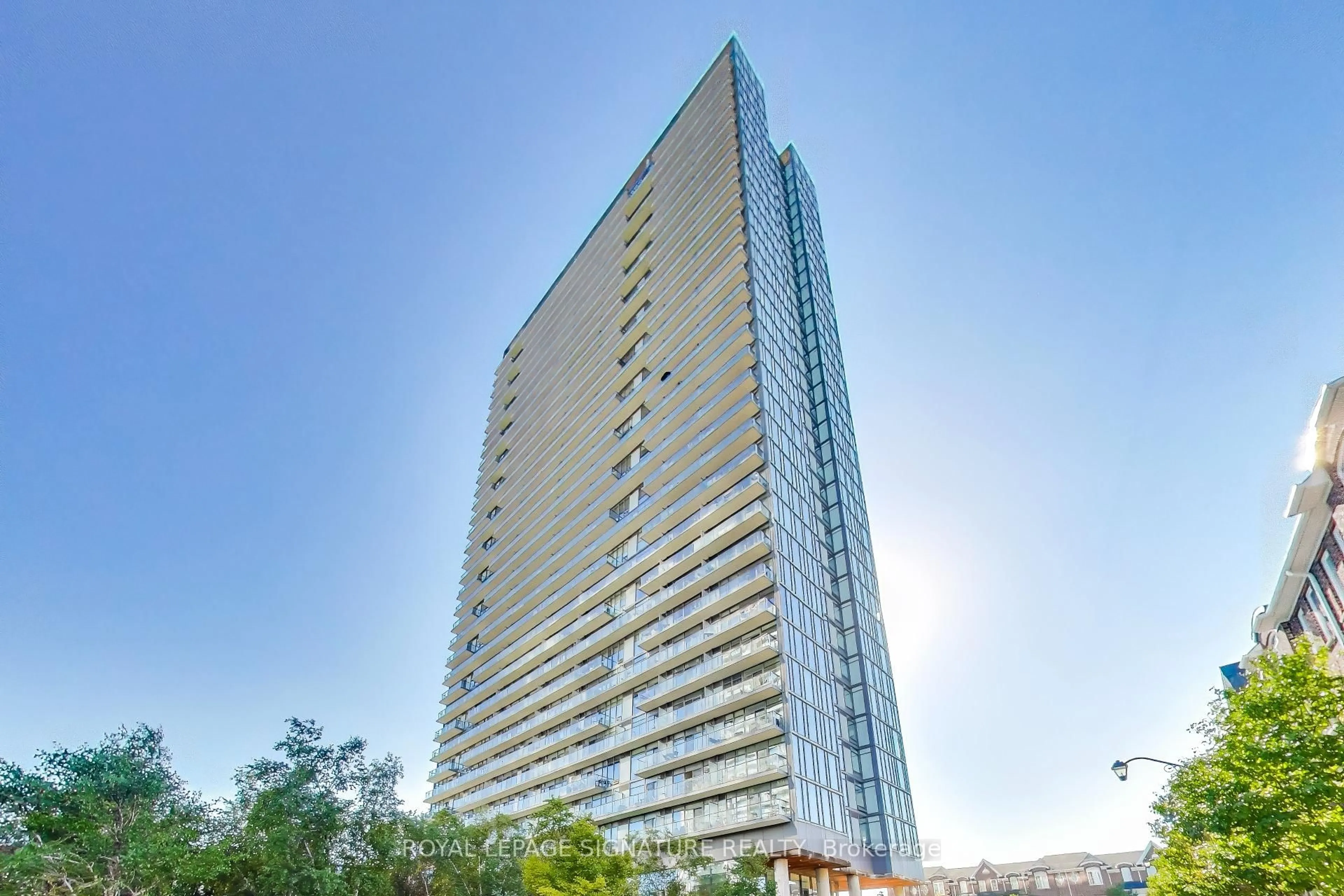 Unknown for 105 The Queensway #1207, Toronto Ontario M6S 5B5