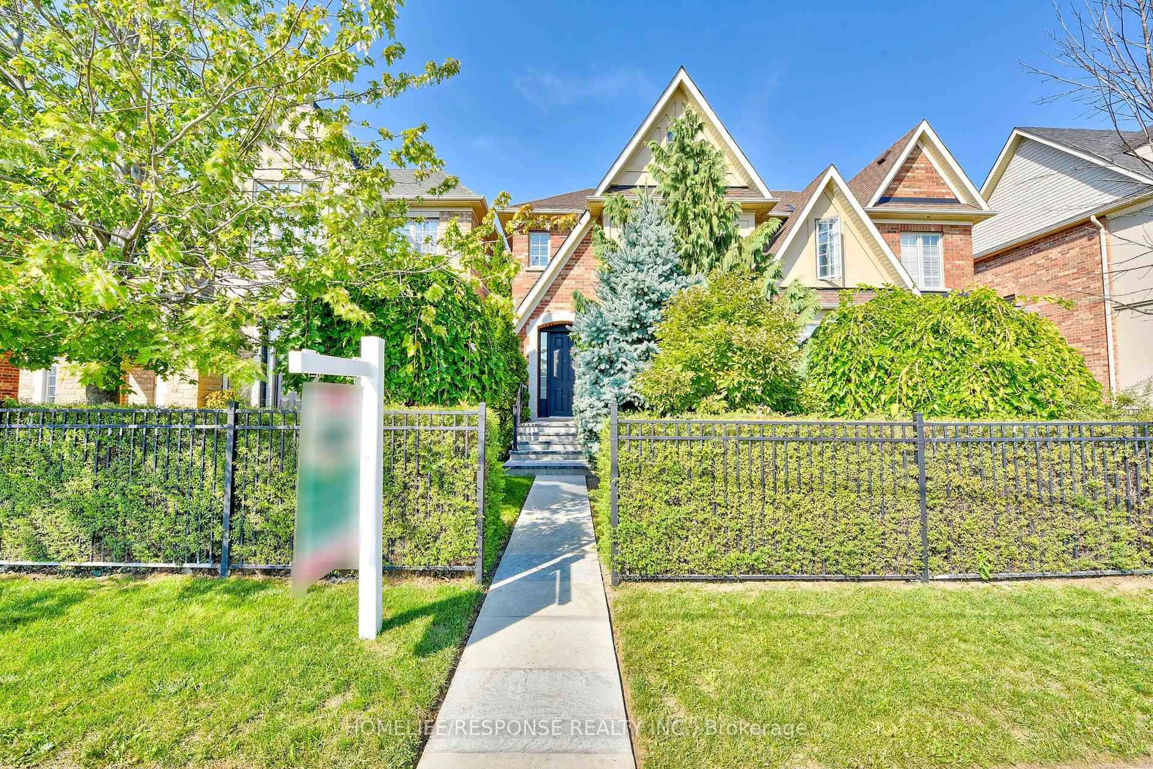 Unknown for 3927 Eglinton Ave, Mississauga Ontario L5M 8A7