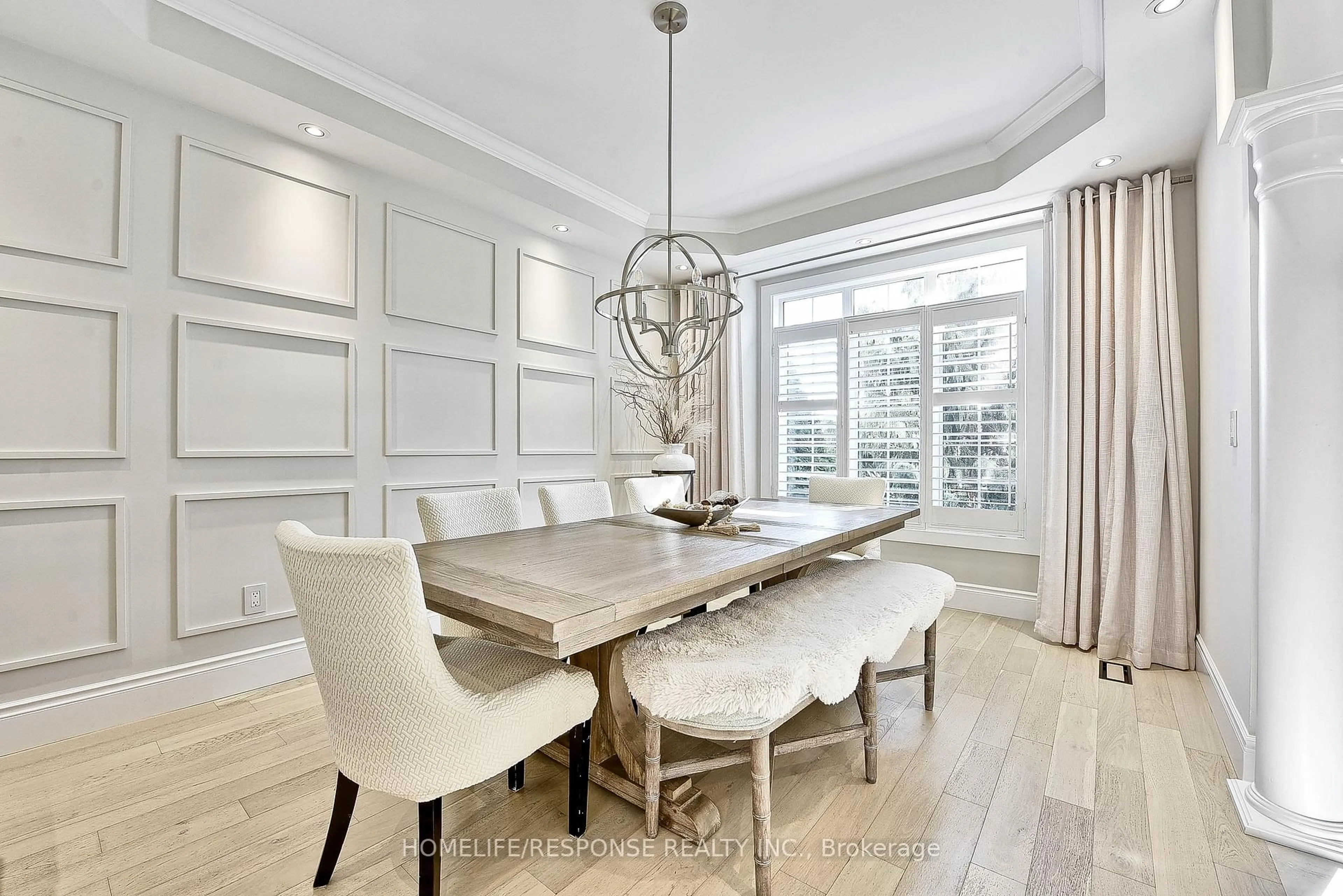 Dining room, unknown for 3927 Eglinton Ave, Mississauga Ontario L5M 8A7
