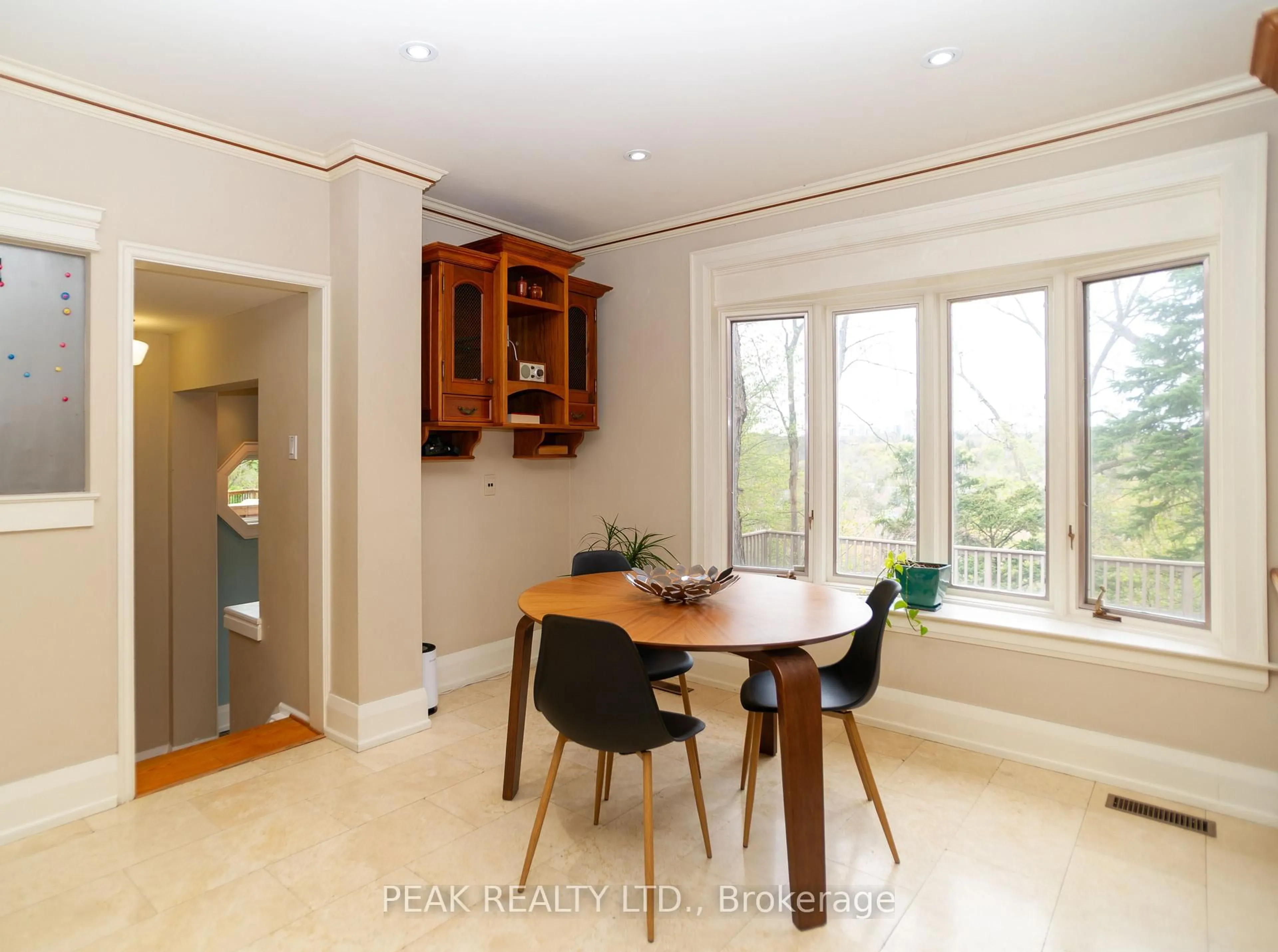 Dining room, wood/laminate floor for 136 Humbercrest Blvd, Toronto Ontario M6S 4L3