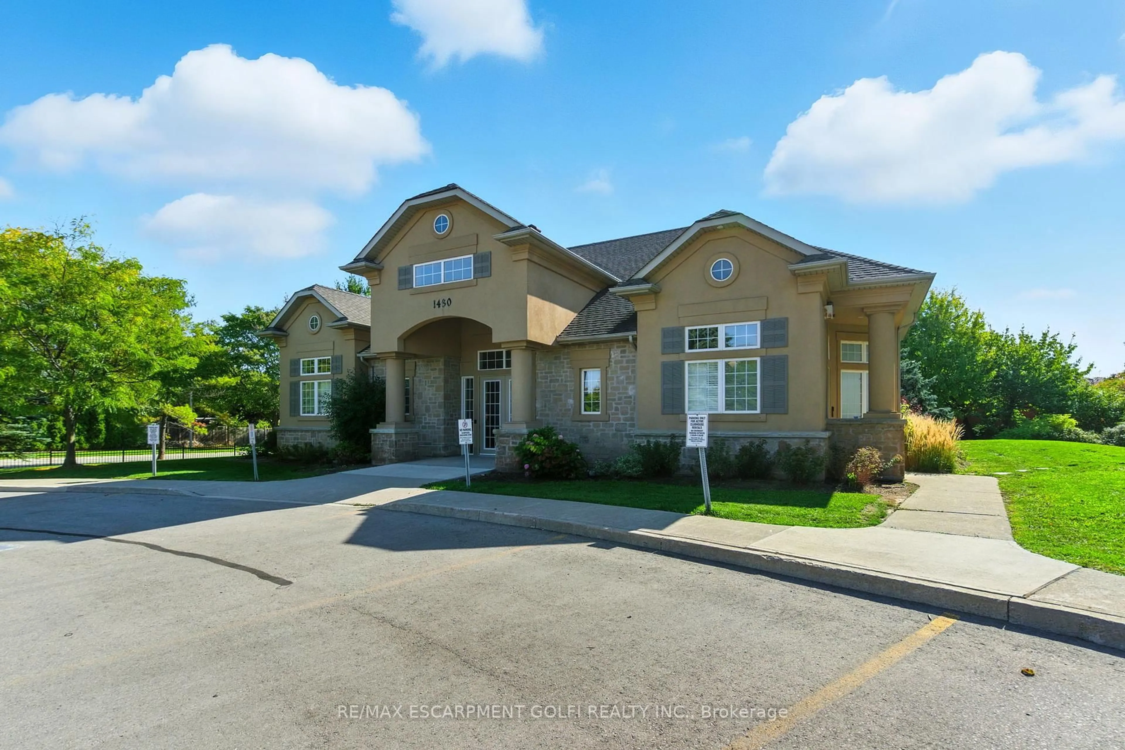 Unknown for 1490 Bishops Gate #305, Oakville Ontario L6M 4N3