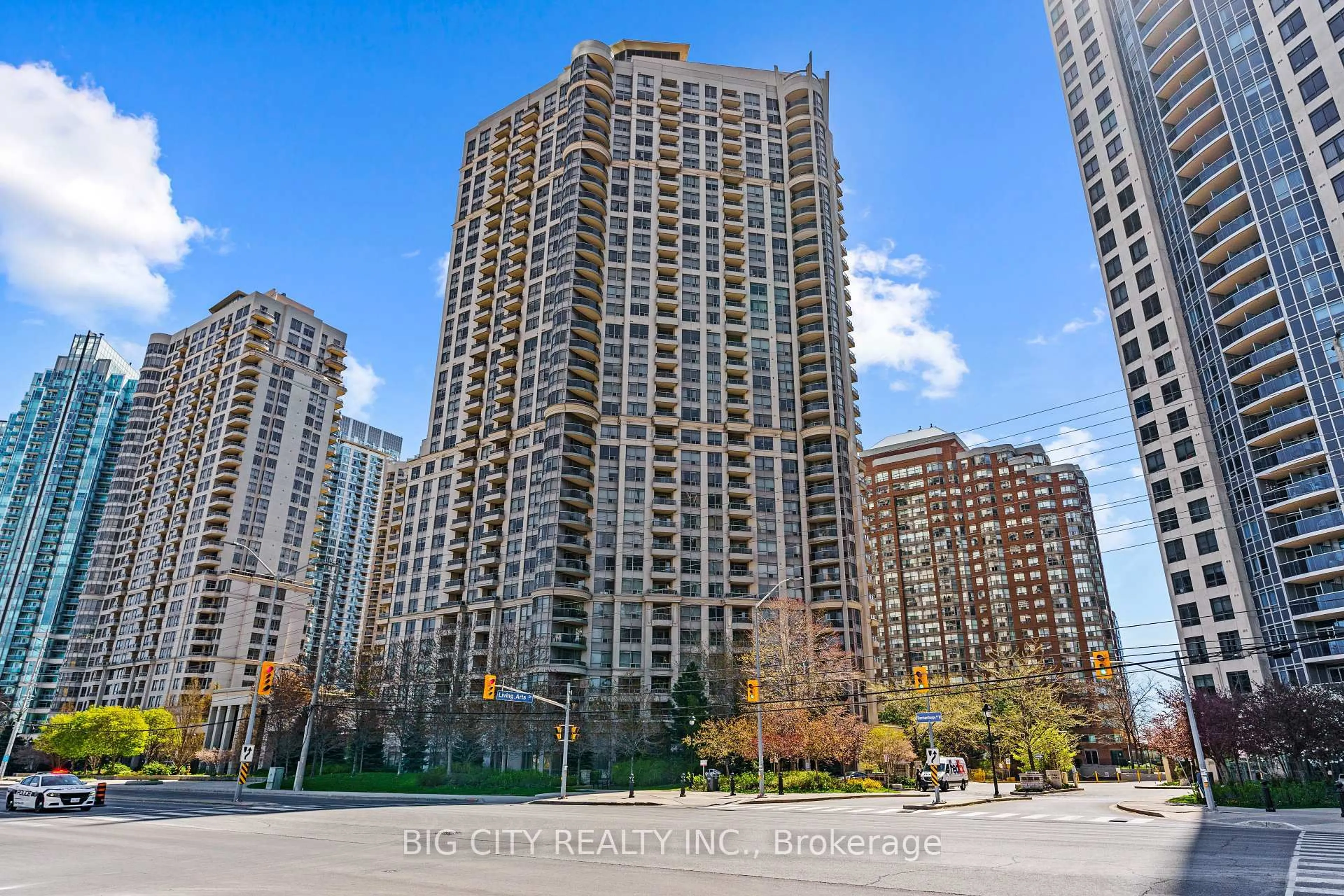 Unknown for 310 Burnhamthorpe Rd #2701, Mississauga Ontario L5B 4P9
