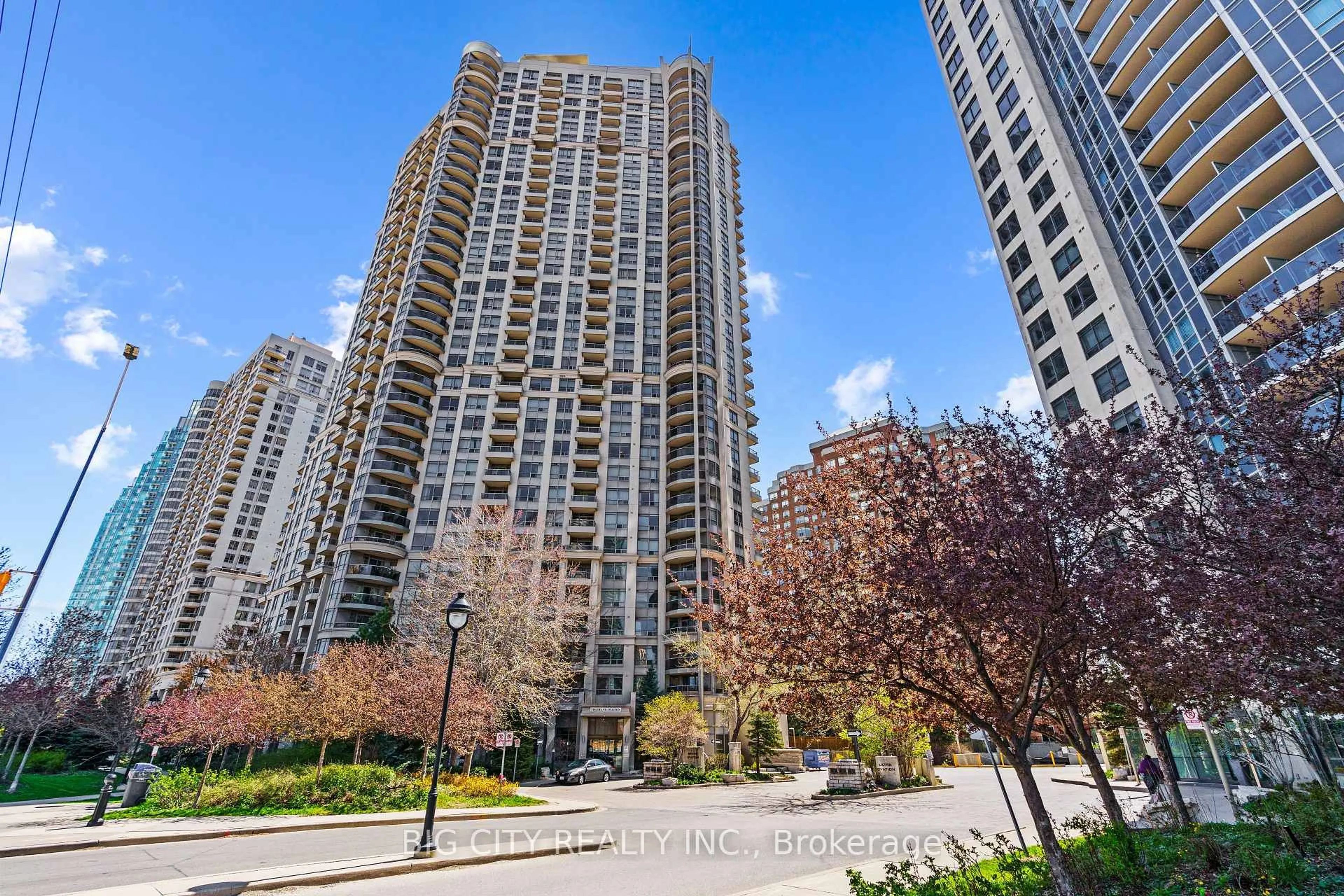 Patio, city buildings view from balcony for 310 Burnhamthorpe Rd #2701, Mississauga Ontario L5B 4P9