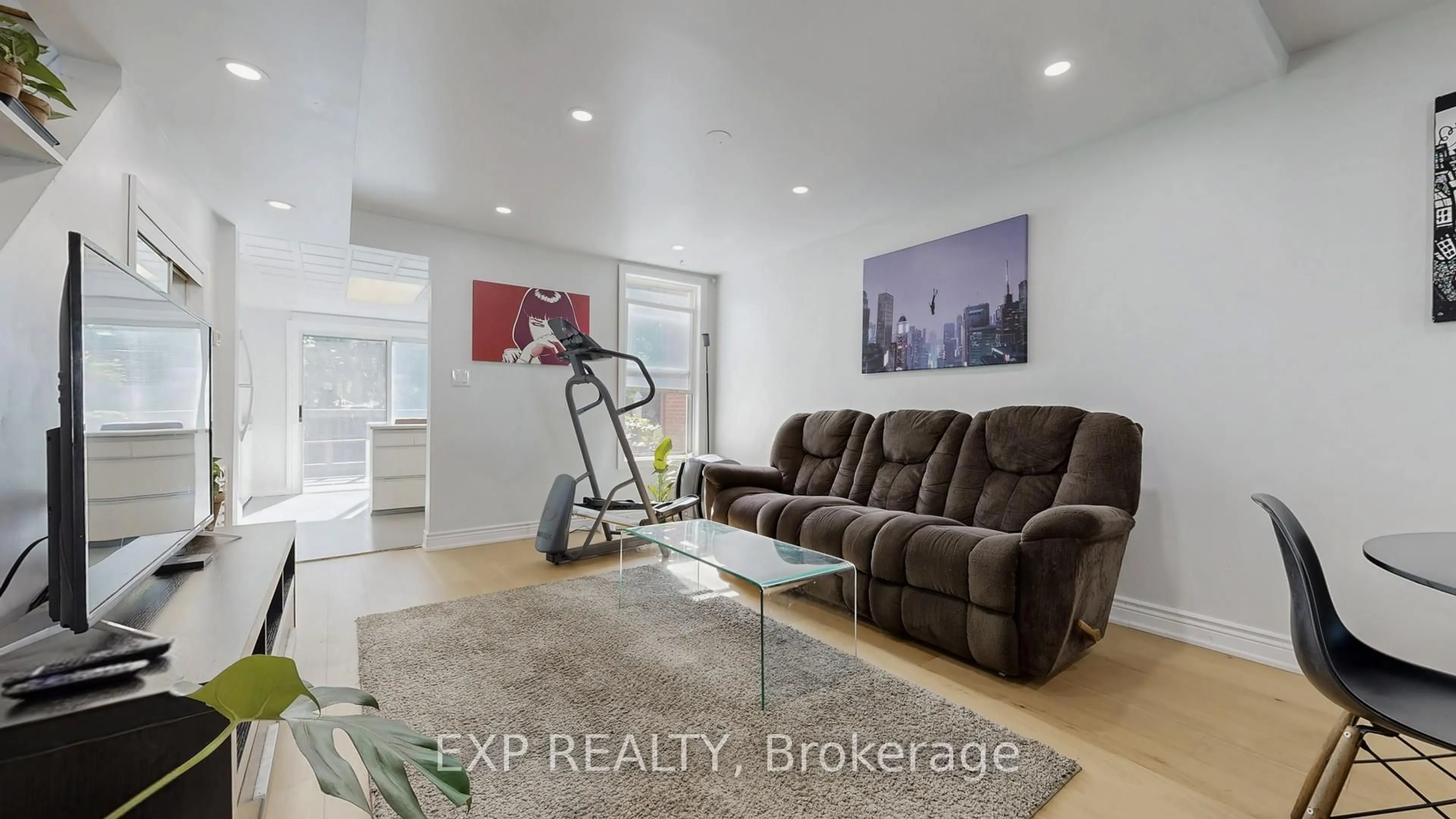 Living room with furniture, unknown for 59 Vanevery St, Toronto Ontario M8V 1Y5