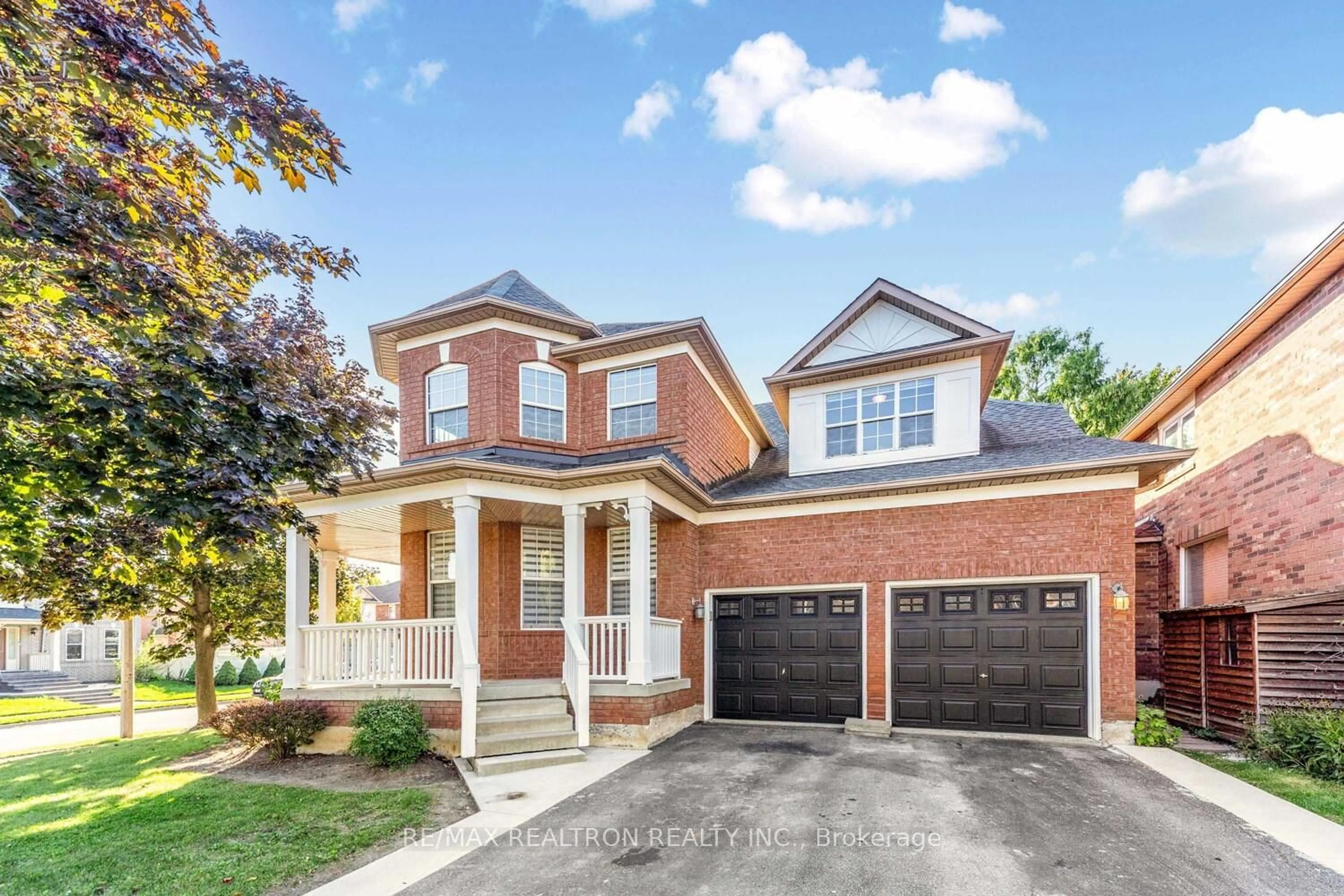 Home with brick exterior material, street for 52 Brock Dr, Brampton Ontario L6P 1A2