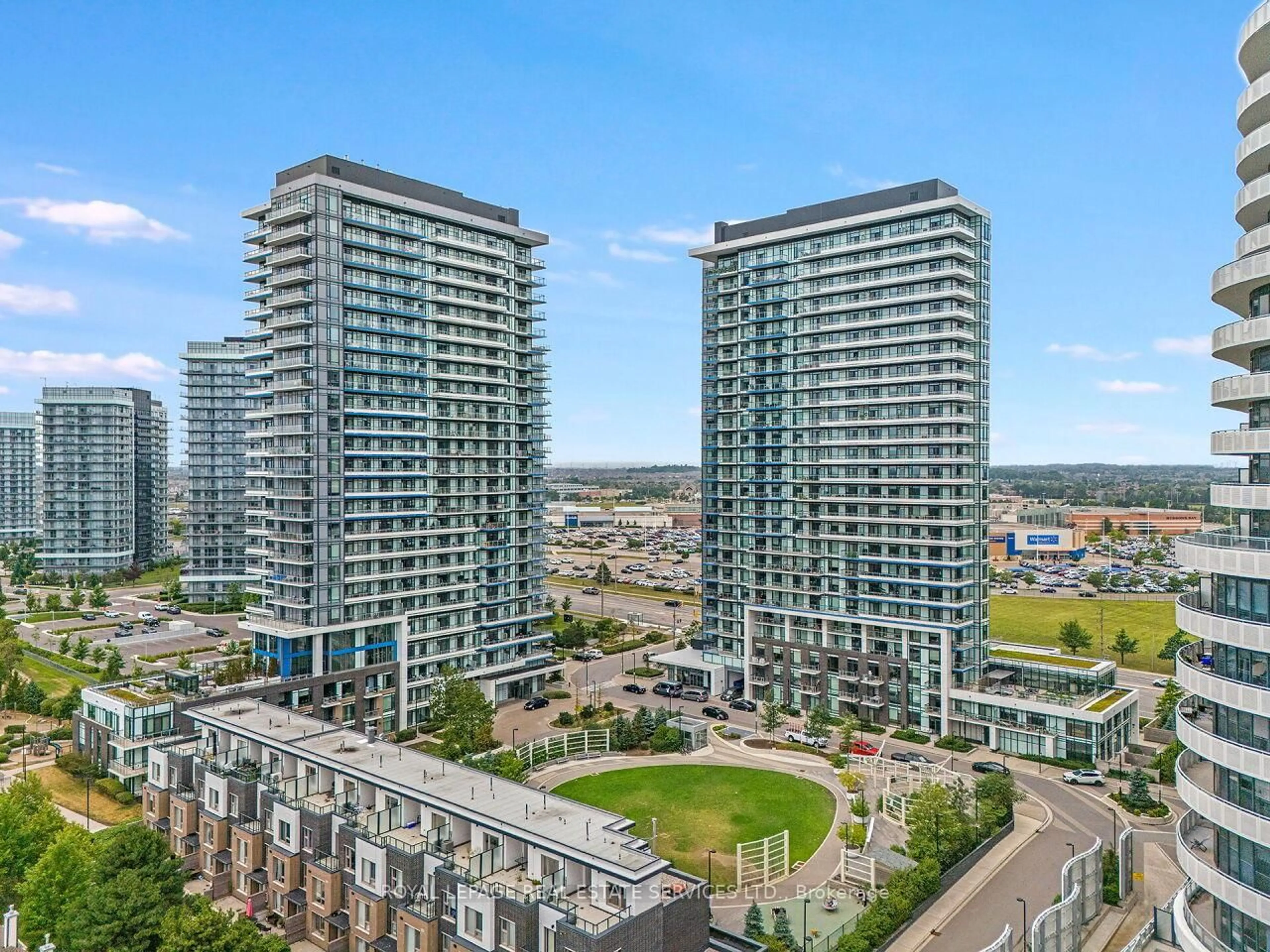 A pic from outside/outdoor area/front of a property/back of a property/a pic from drone, city buildings view from balcony for 2560 Eglinton Ave #1507, Mississauga Ontario L5M 0Y3