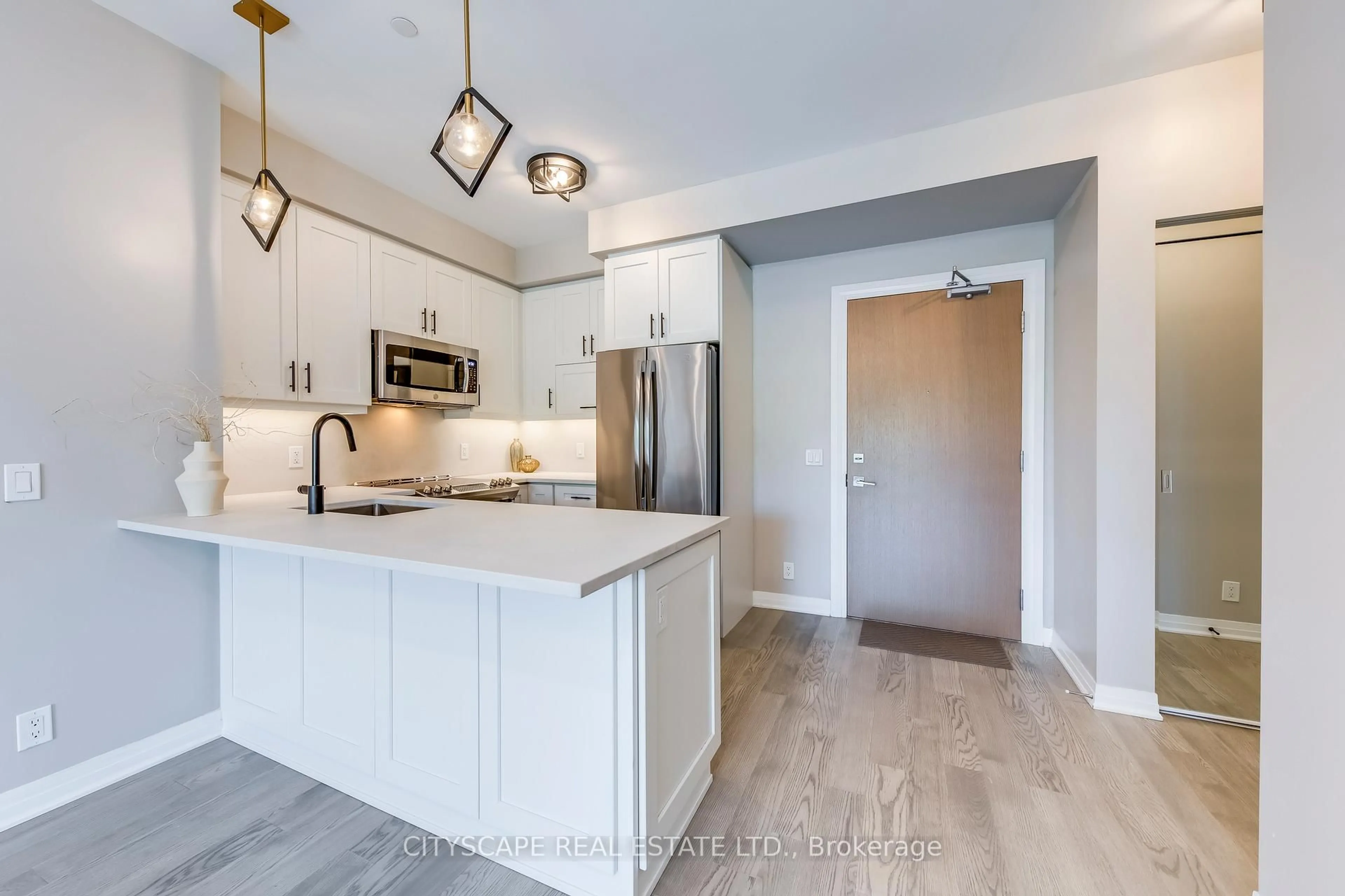 Open concept kitchen, unknown for 128 Grovewood Common #205, Oakville Ontario L6H 0X3