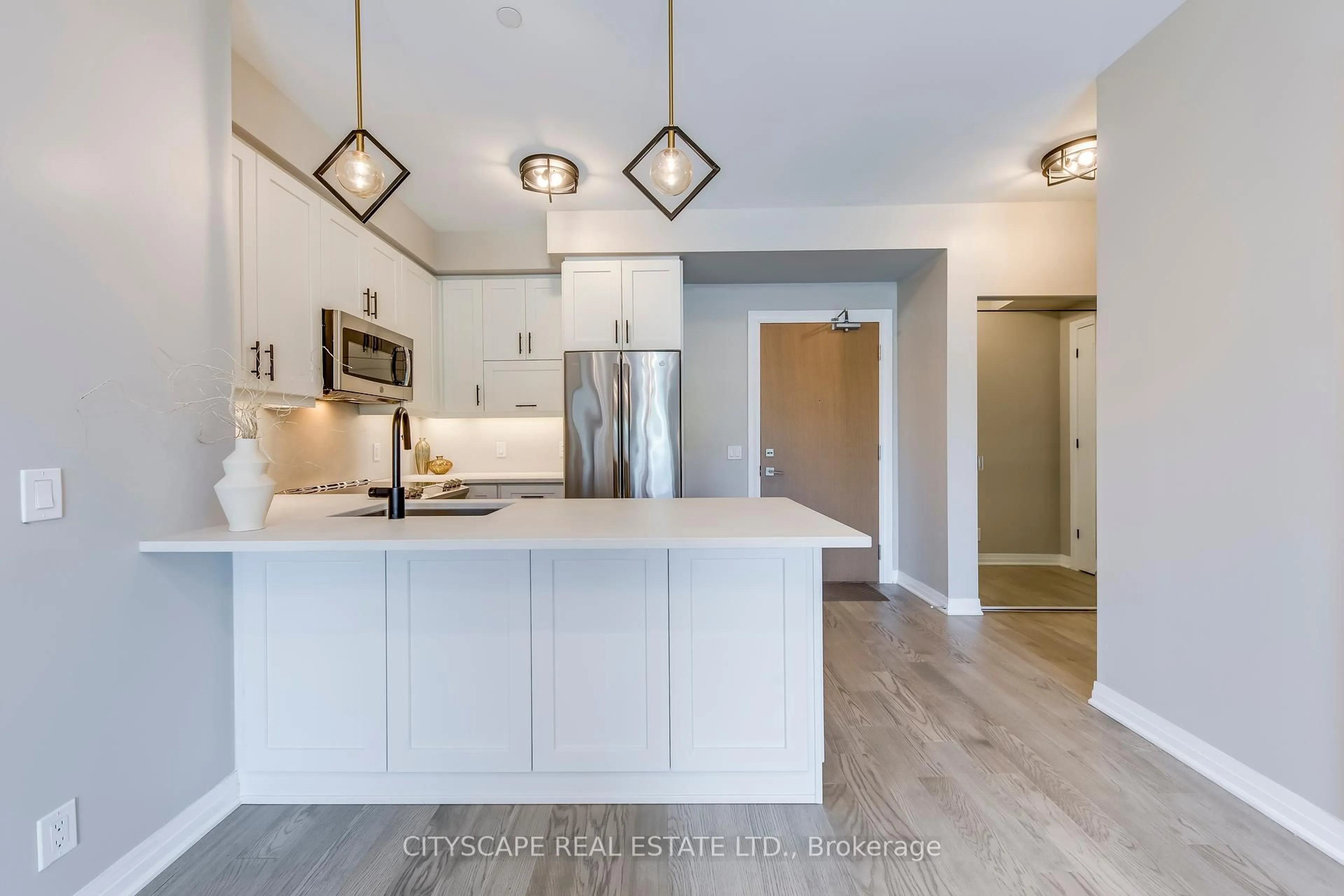 Open concept kitchen, unknown for 128 Grovewood Common #205, Oakville Ontario L6H 0X3