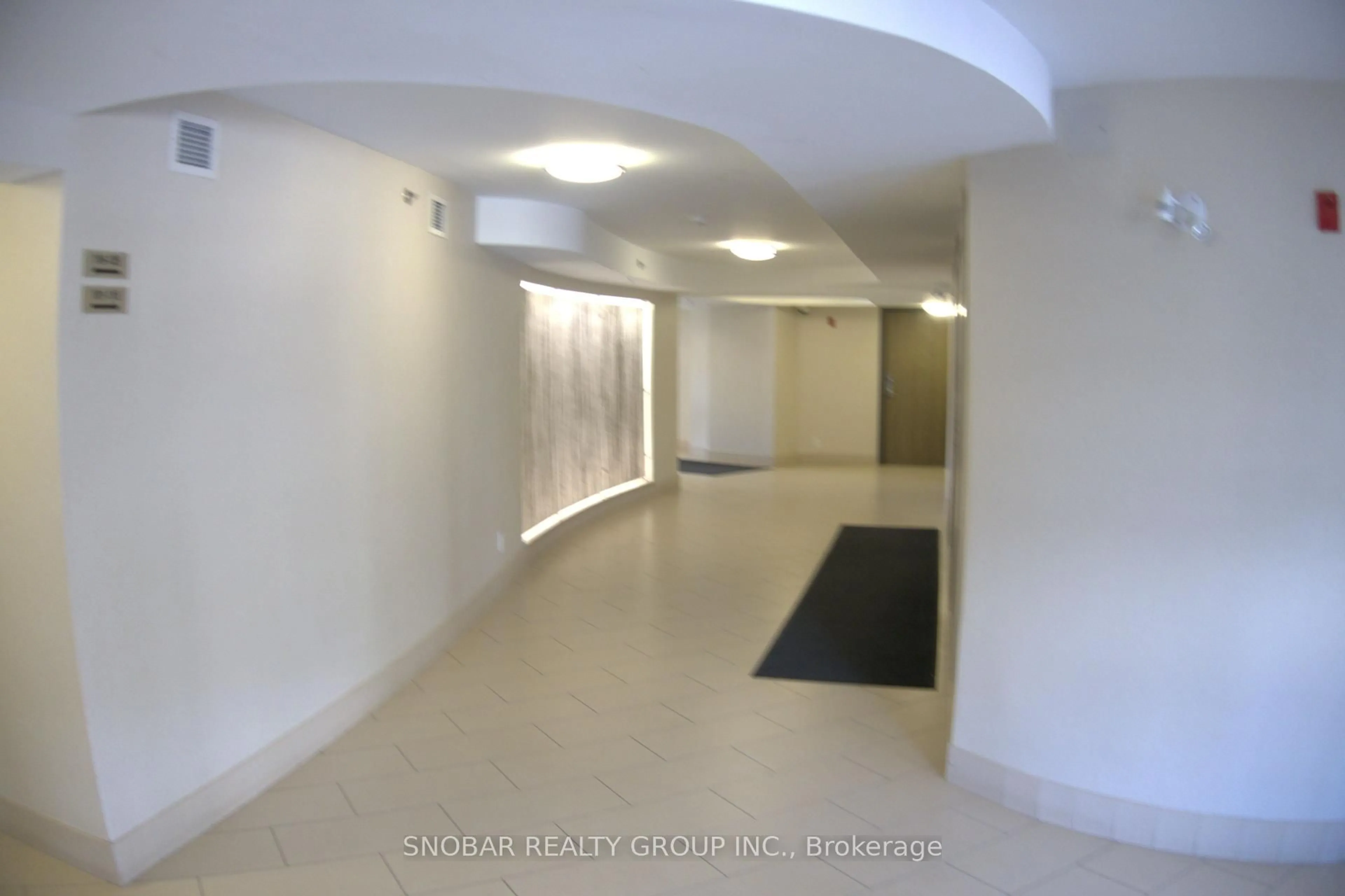 Indoor foyer for 3070 Rotary Way #113, Burlington Ontario L7M 0H1