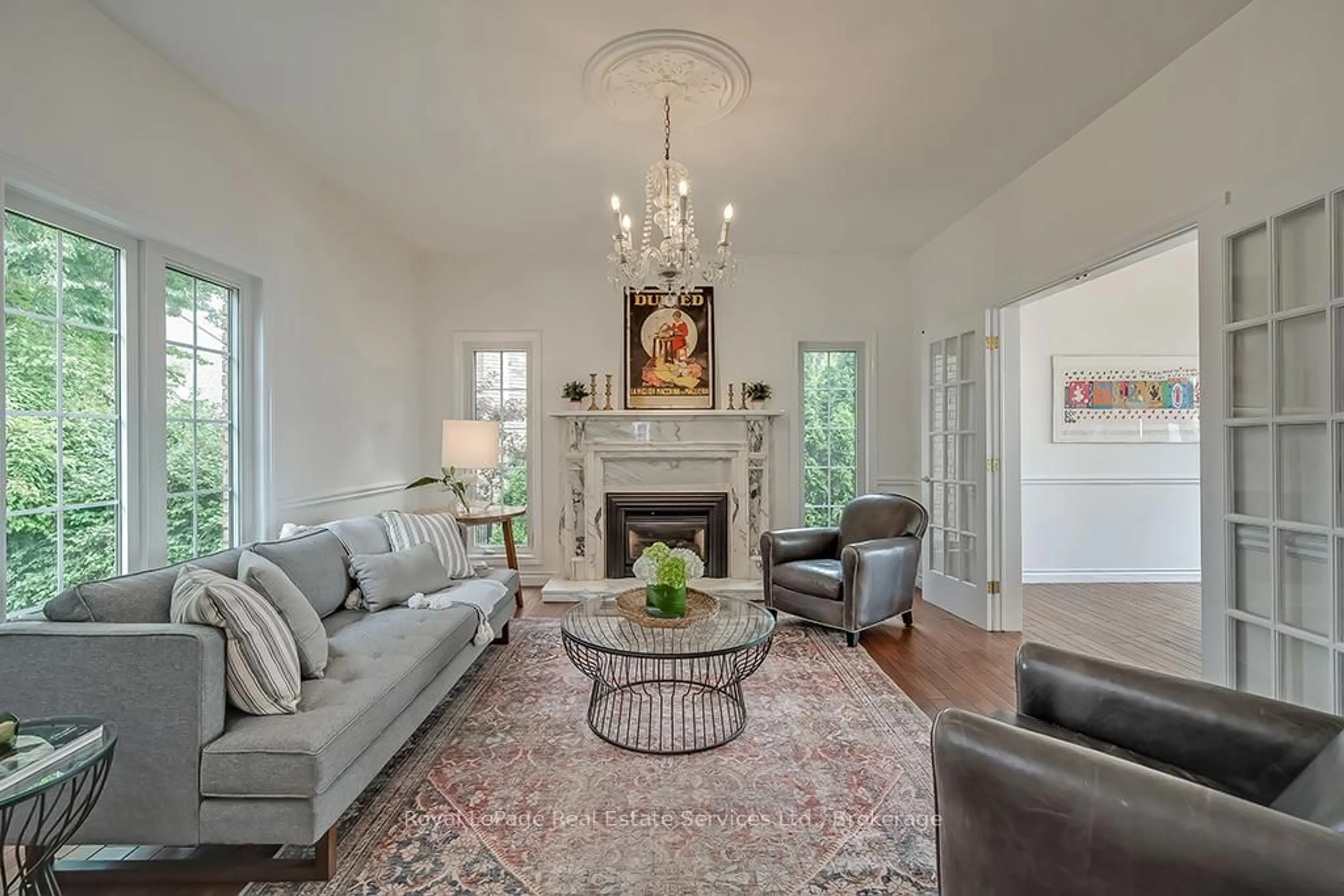 Living room with furniture, unknown for 3286 Shelburne Pl, Oakville Ontario L6L 5V9