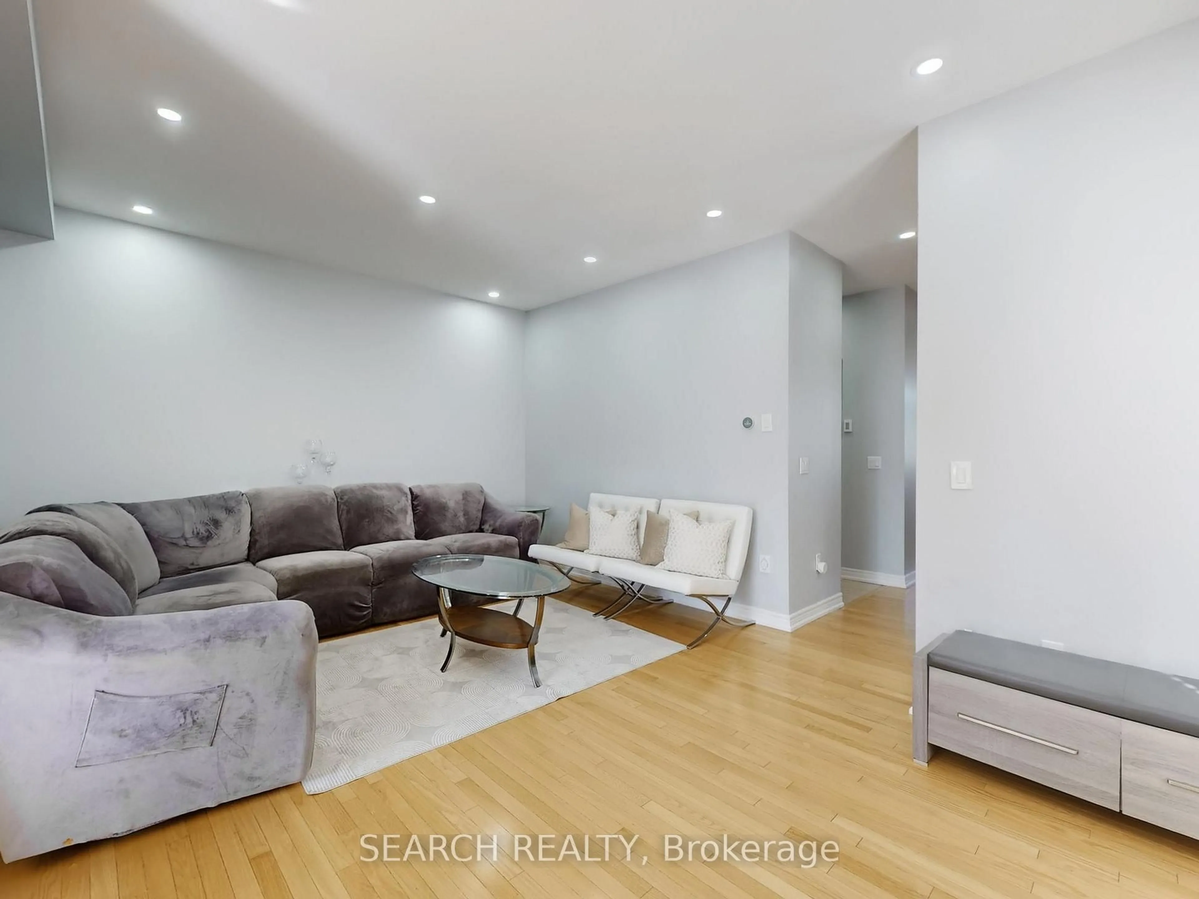 Living room with furniture, unknown for 39 Wynview St, Brampton Ontario L6P 3N3