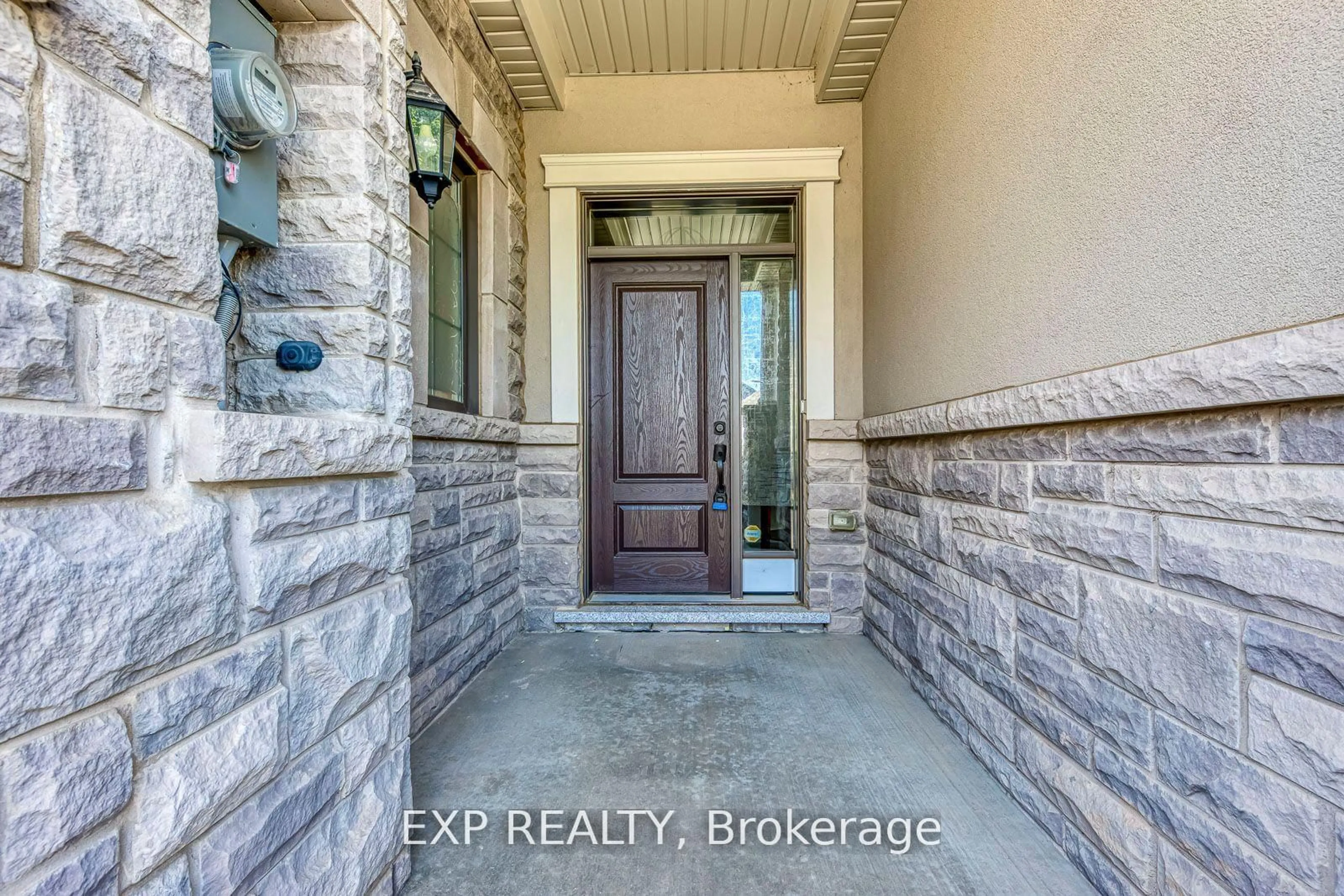 Indoor entryway for 3129 Riverpath Common, Oakville Ontario L6M 1P6