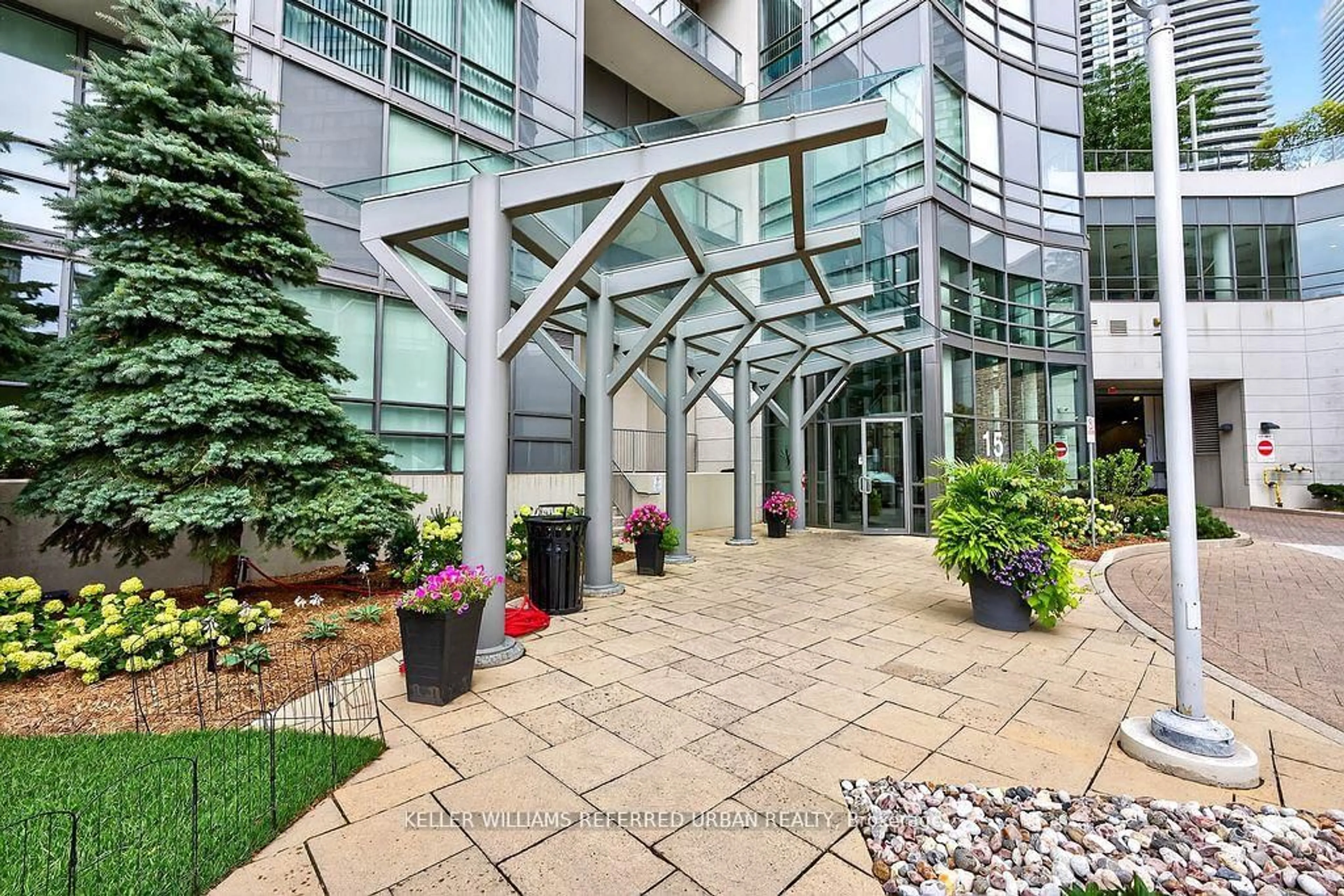 Unknown for 15 Legion Rd #2305, Toronto Ontario N8V 0A5