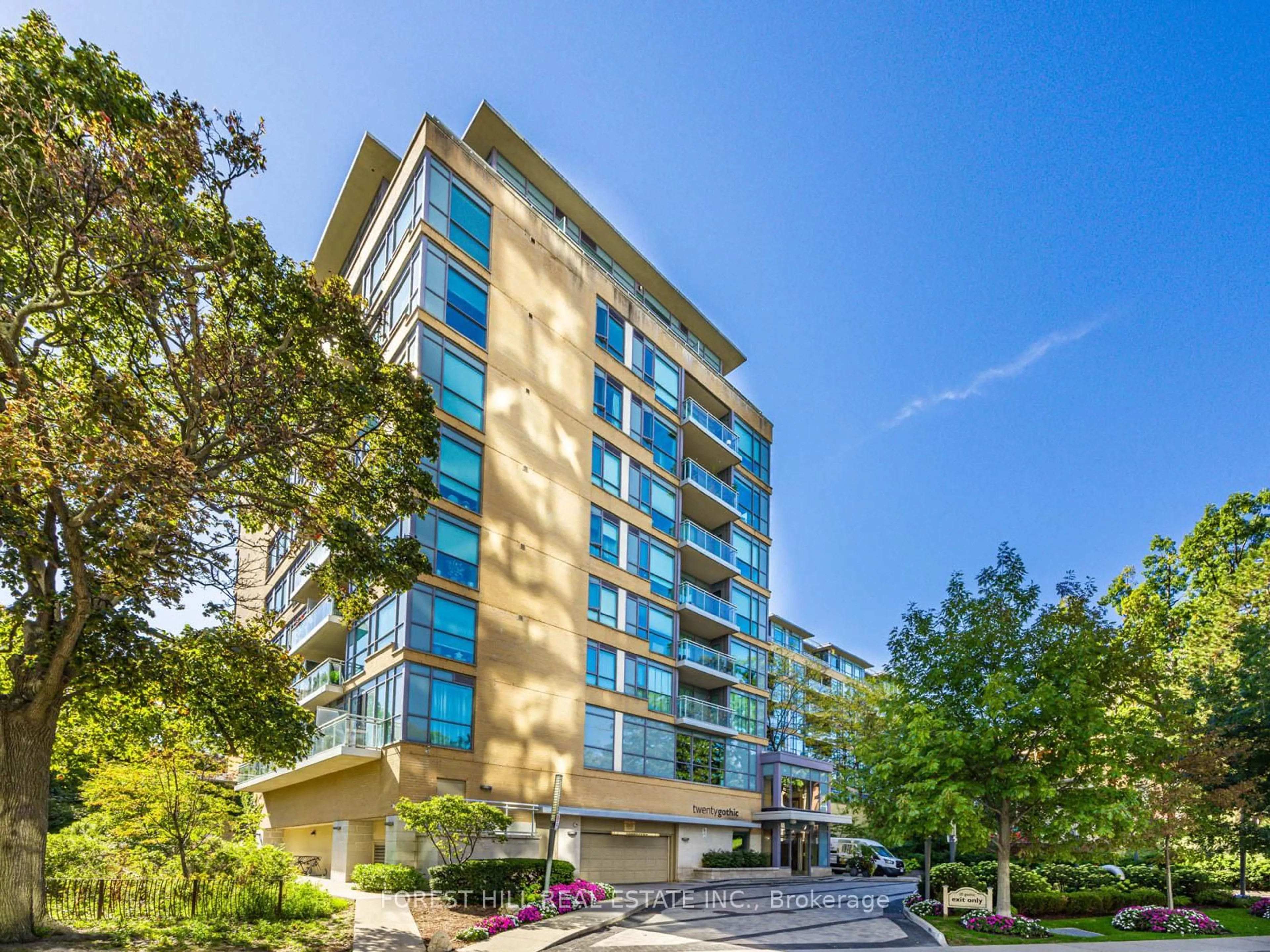 Indoor foyer for 20 Gothic Ave #216, Toronto Ontario M6P 1T5