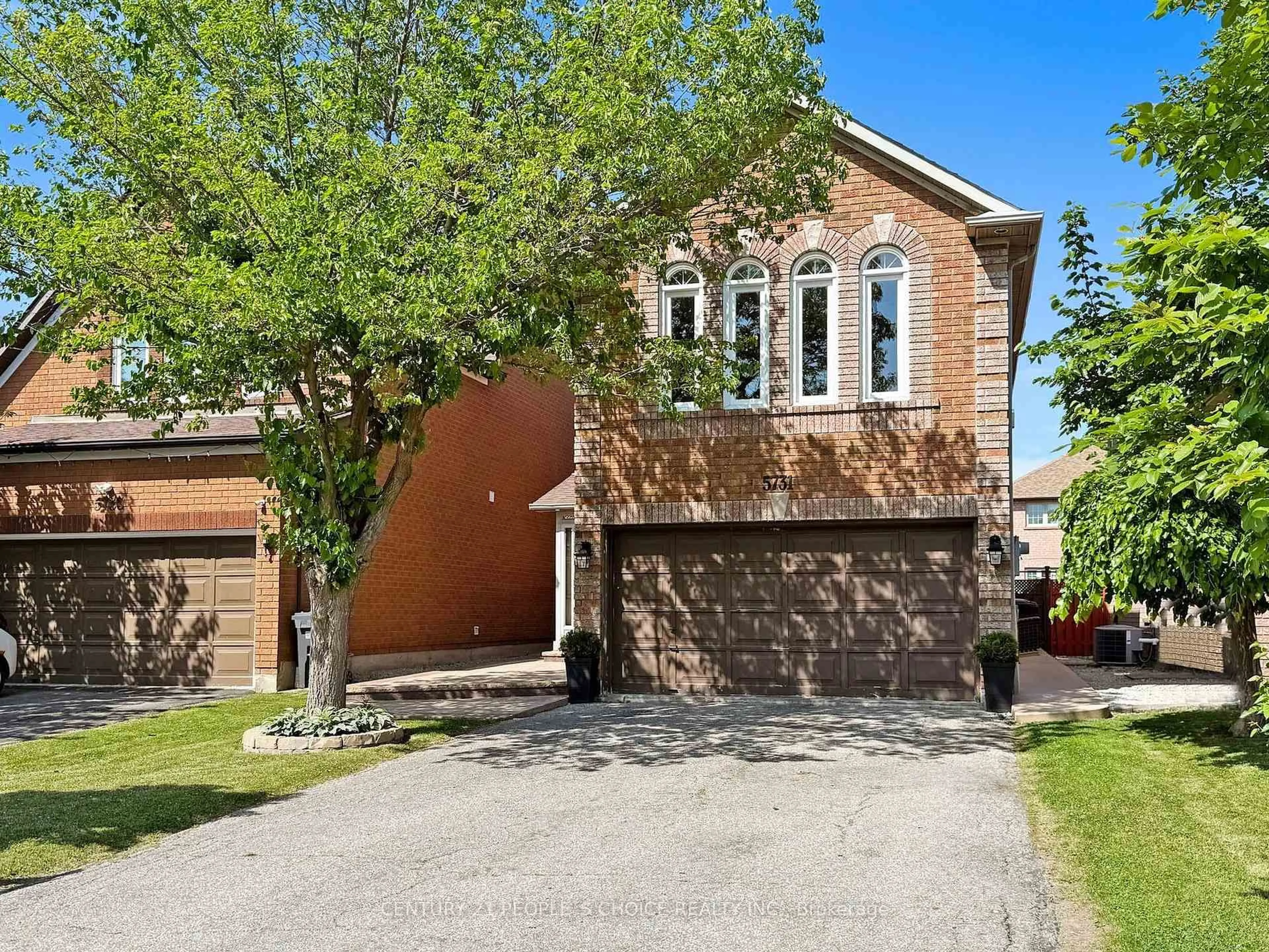 Home with brick exterior material, street for 5731 Mersey St, Mississauga Ontario L5V 1V7