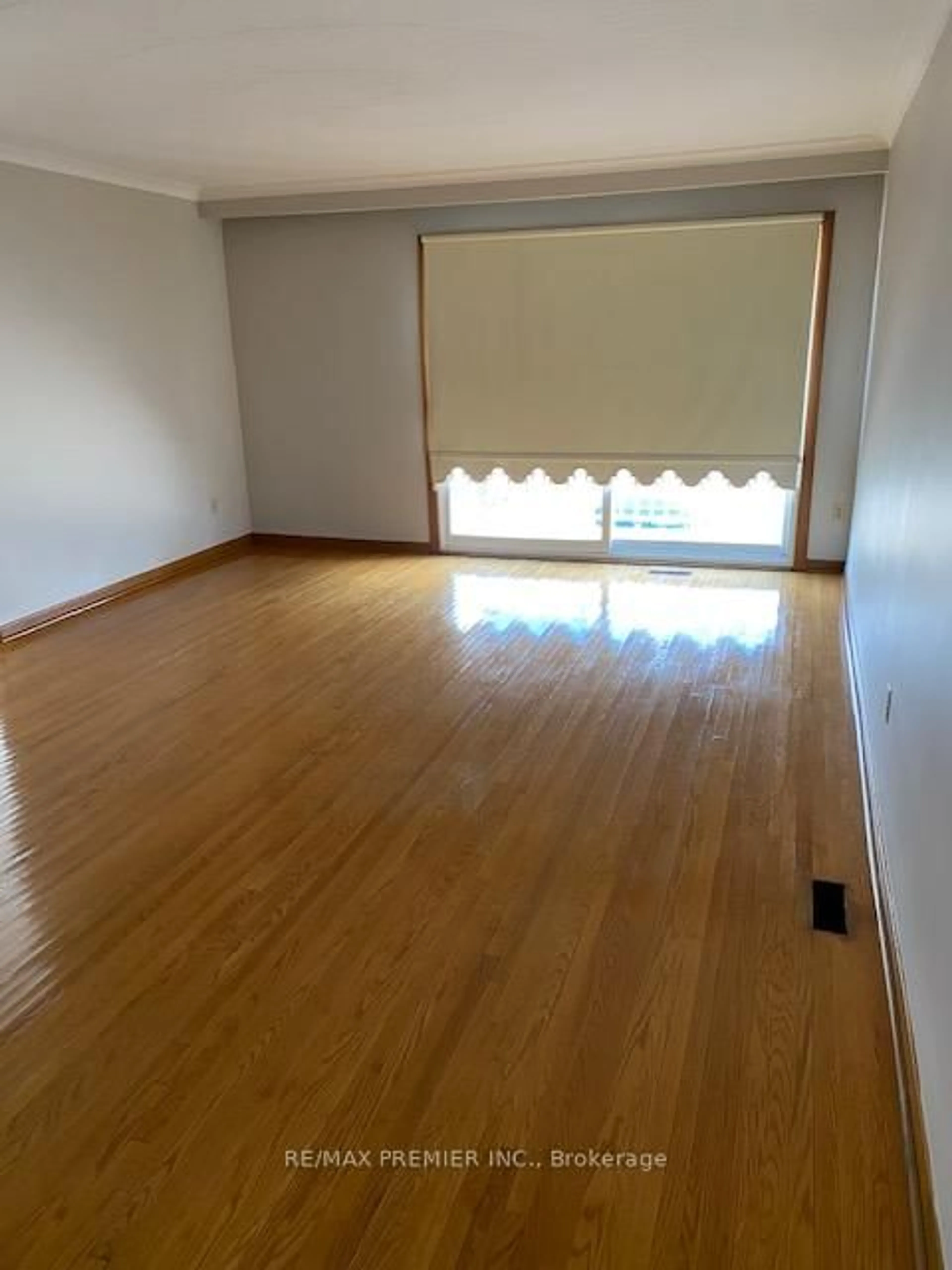 A pic of a room for 99 Ridgemount Rd, Toronto Ontario M9P 1C7