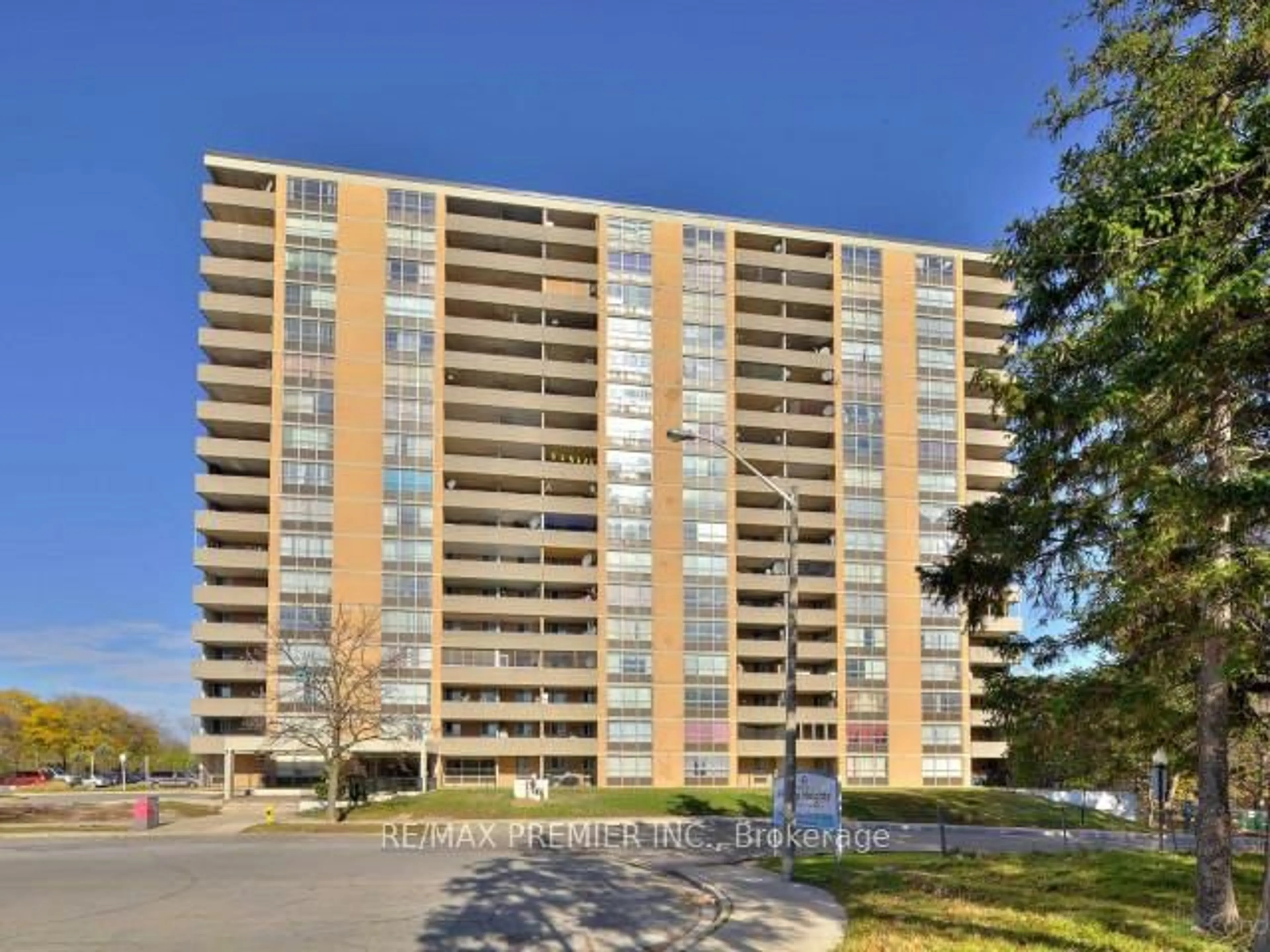 Unknown for 40 Panorama Crt #905, Toronto Ontario M9V 4M1