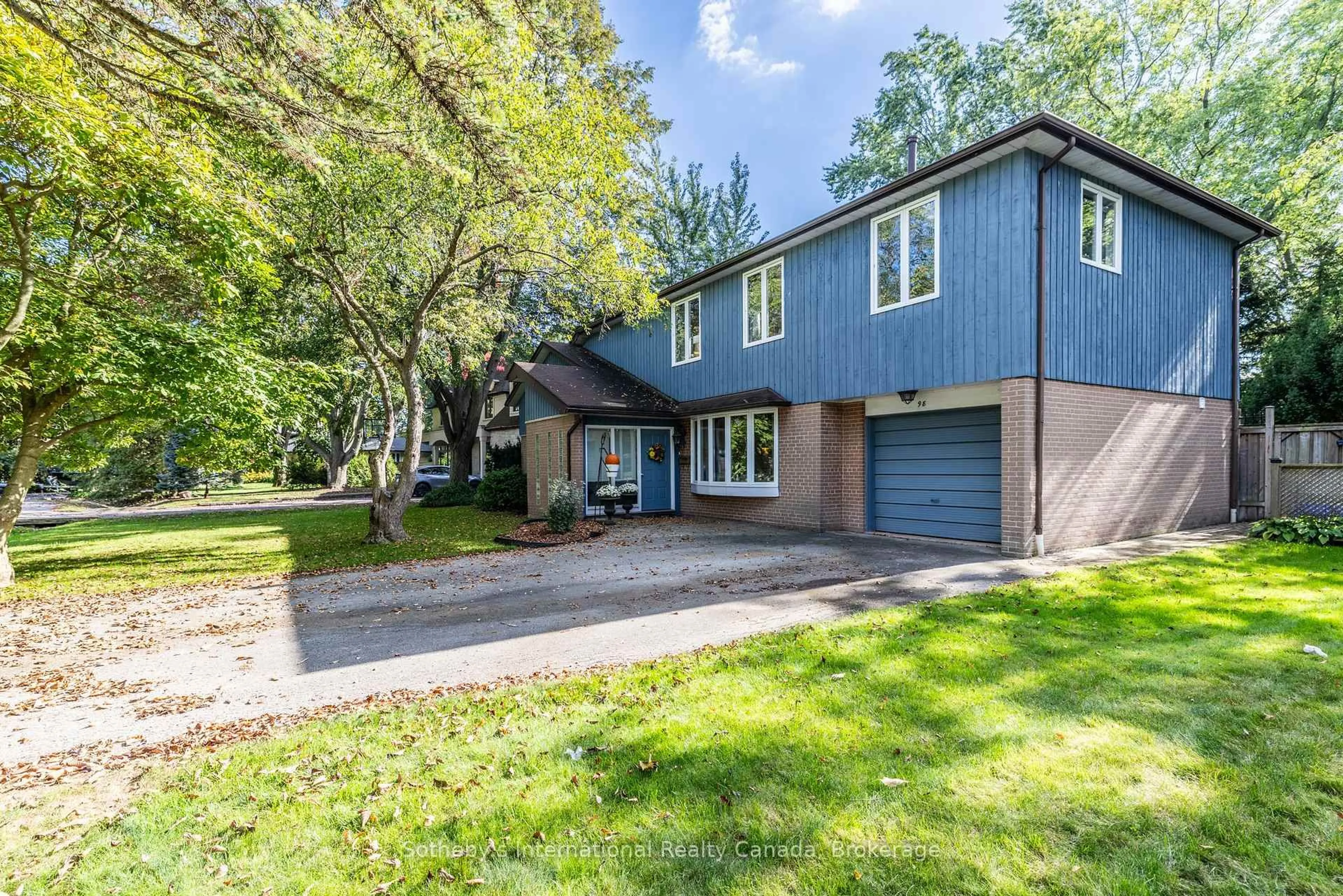 Unknown for 98 Selgrove Cres, Oakville Ontario L6L 1L3