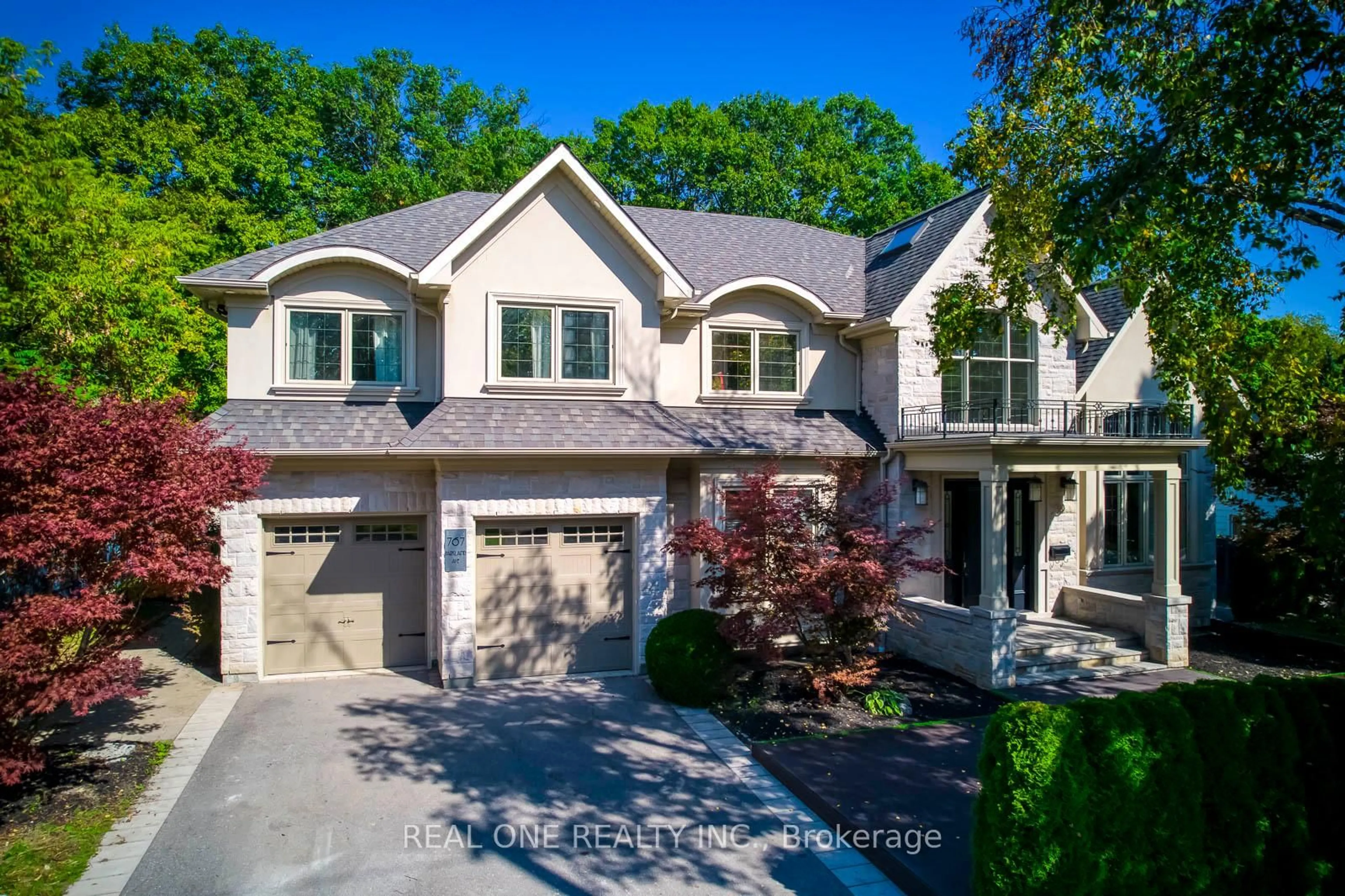 Home with brick exterior material, street for 767 Parkland Ave, Mississauga Ontario L5H 3G6