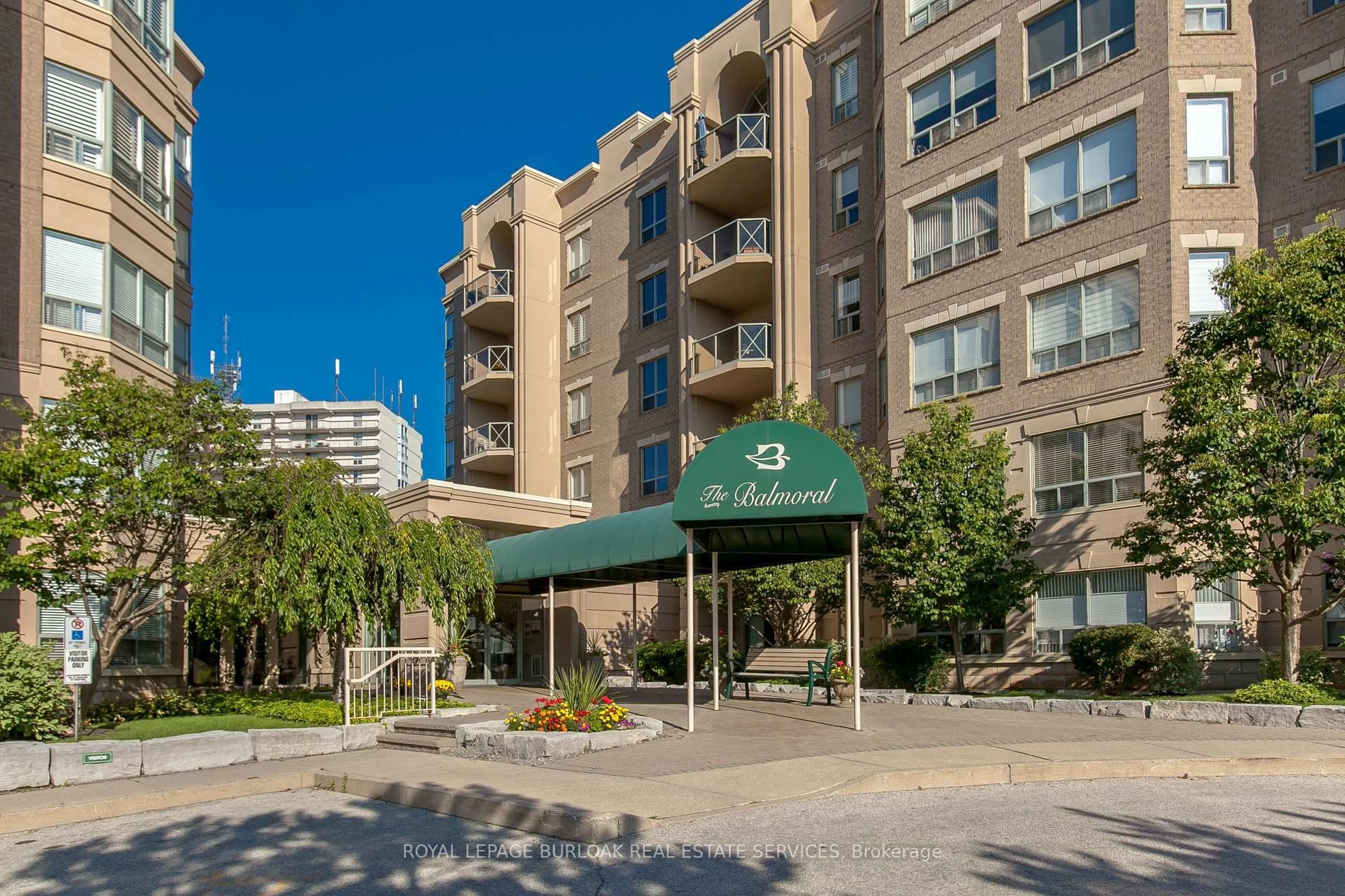 Patio, street for 2075 Amherst Heights Dr #401, Burlington Ontario L7P 5B8