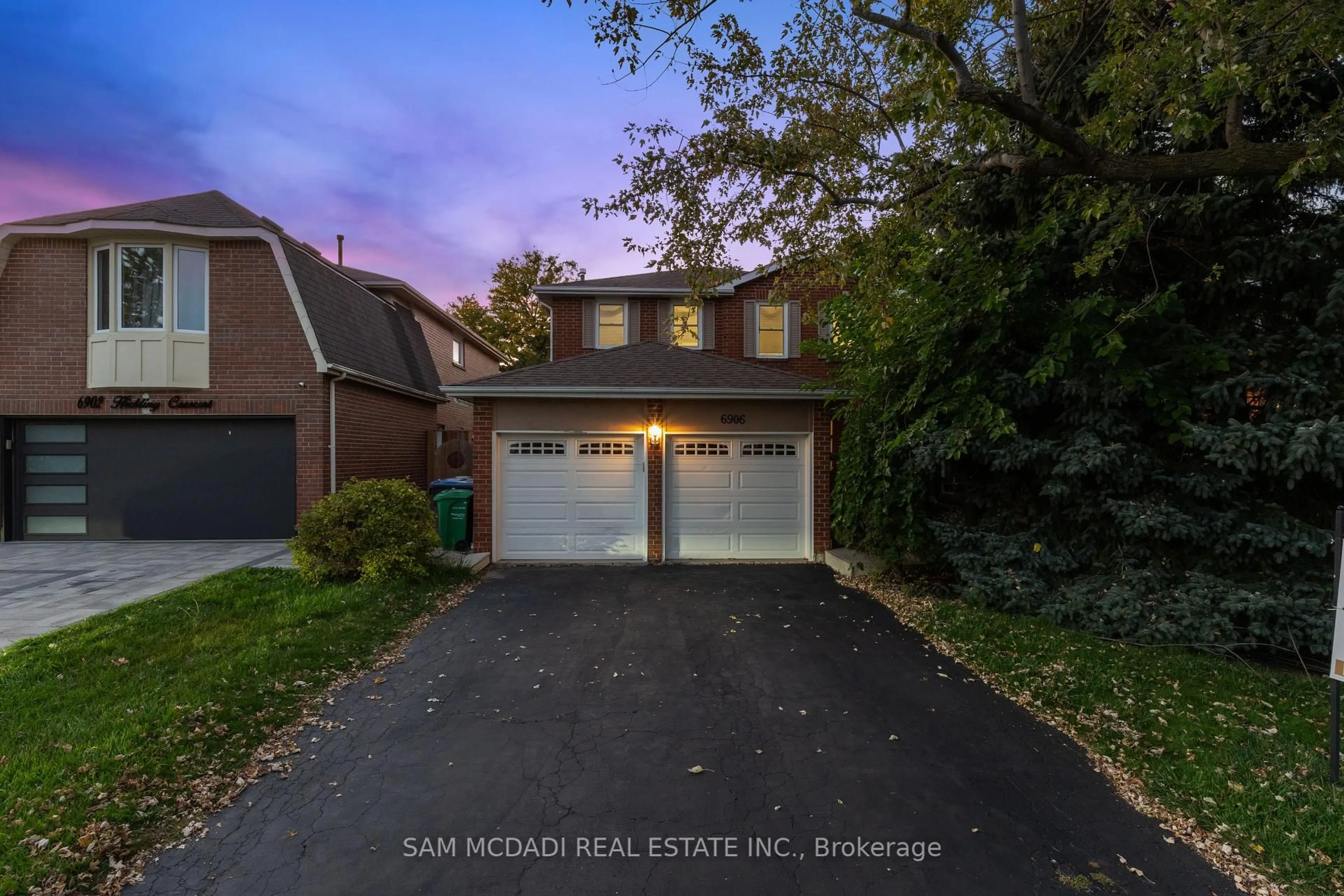 Unknown for 6906 Hickling Cres, Mississauga Ontario L5N 5A8