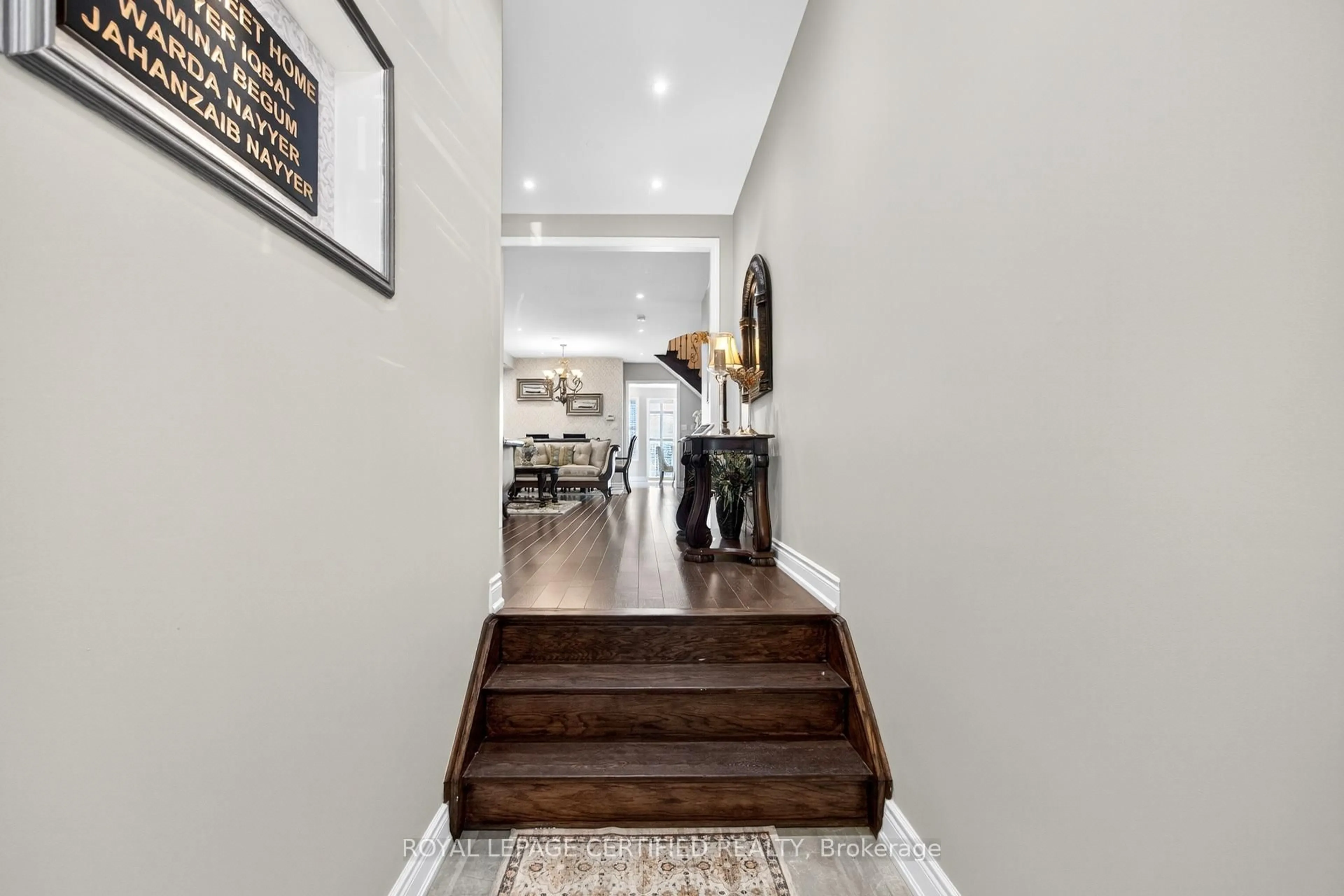 Unknown for 1468 Liverpool St, Oakville Ontario L6M 4N6